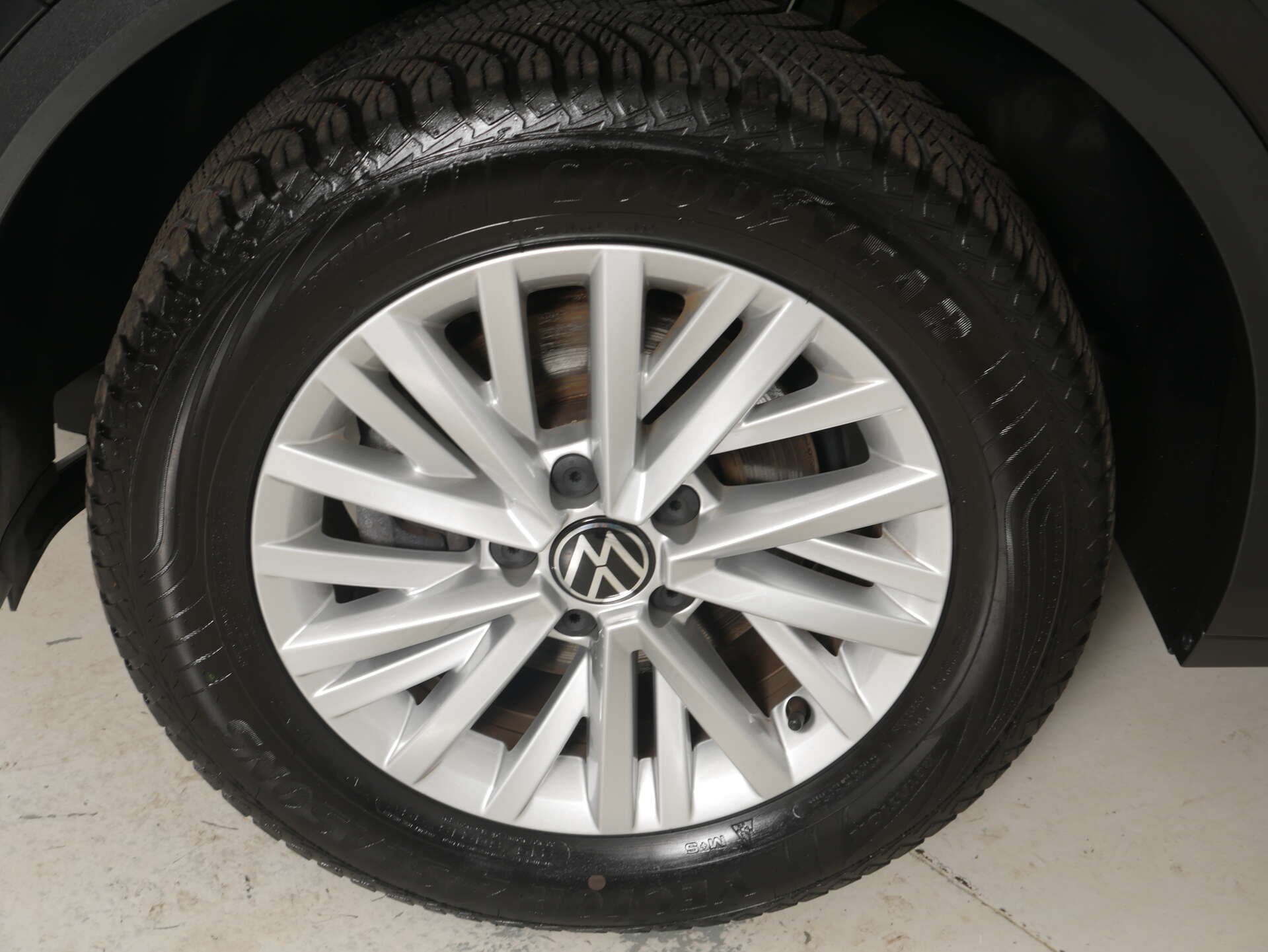 VOLKSWAGEN T-Roc, photo 4 sur 17