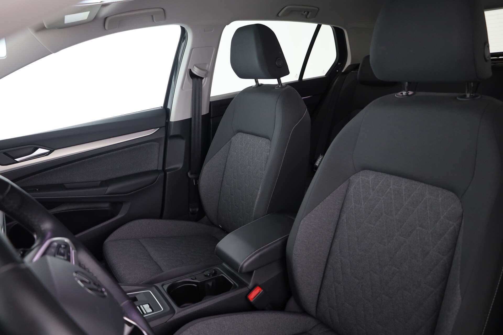 VOLKSWAGEN Golf, photo 10 sur 17