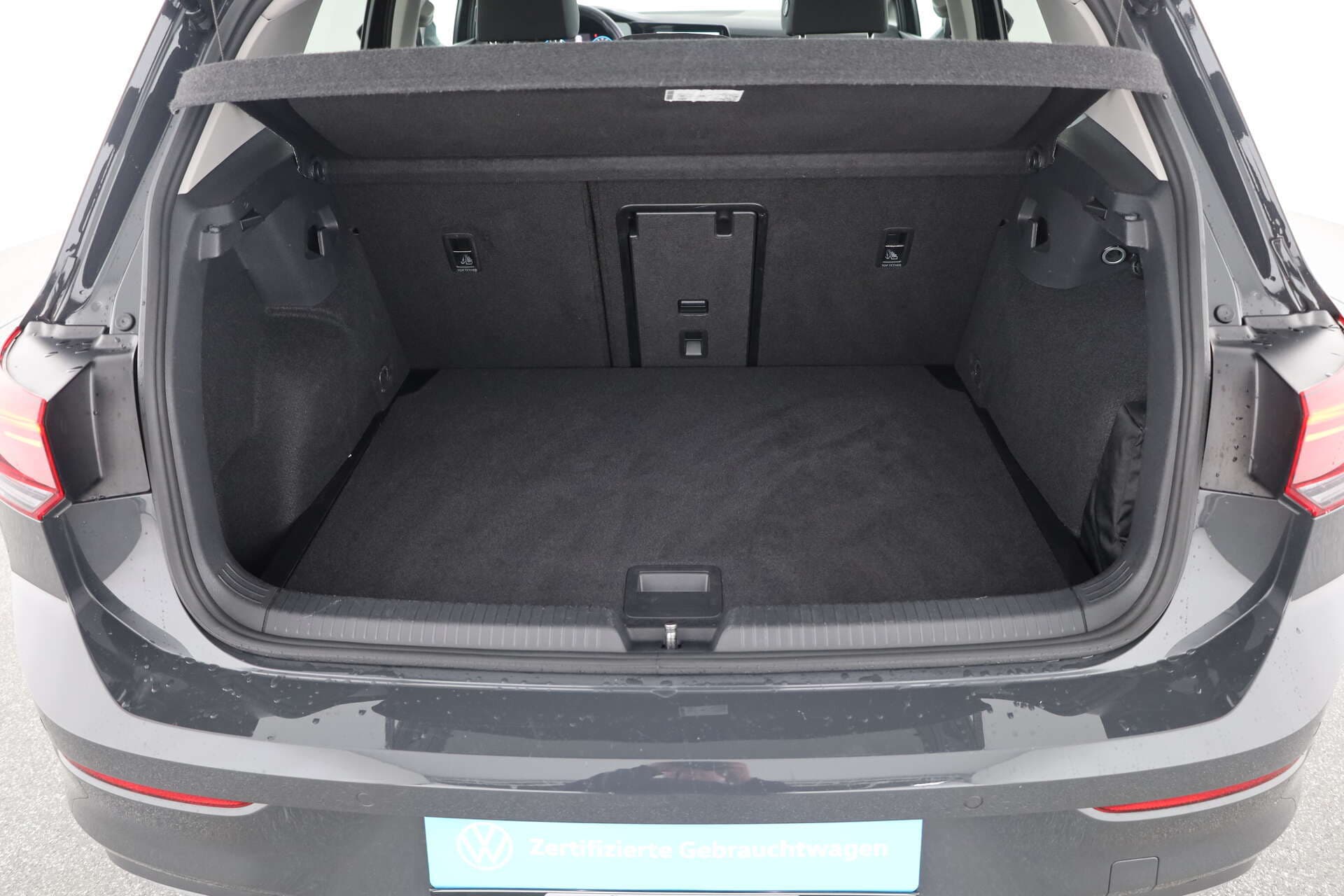 VOLKSWAGEN Golf, photo 13 sur 17