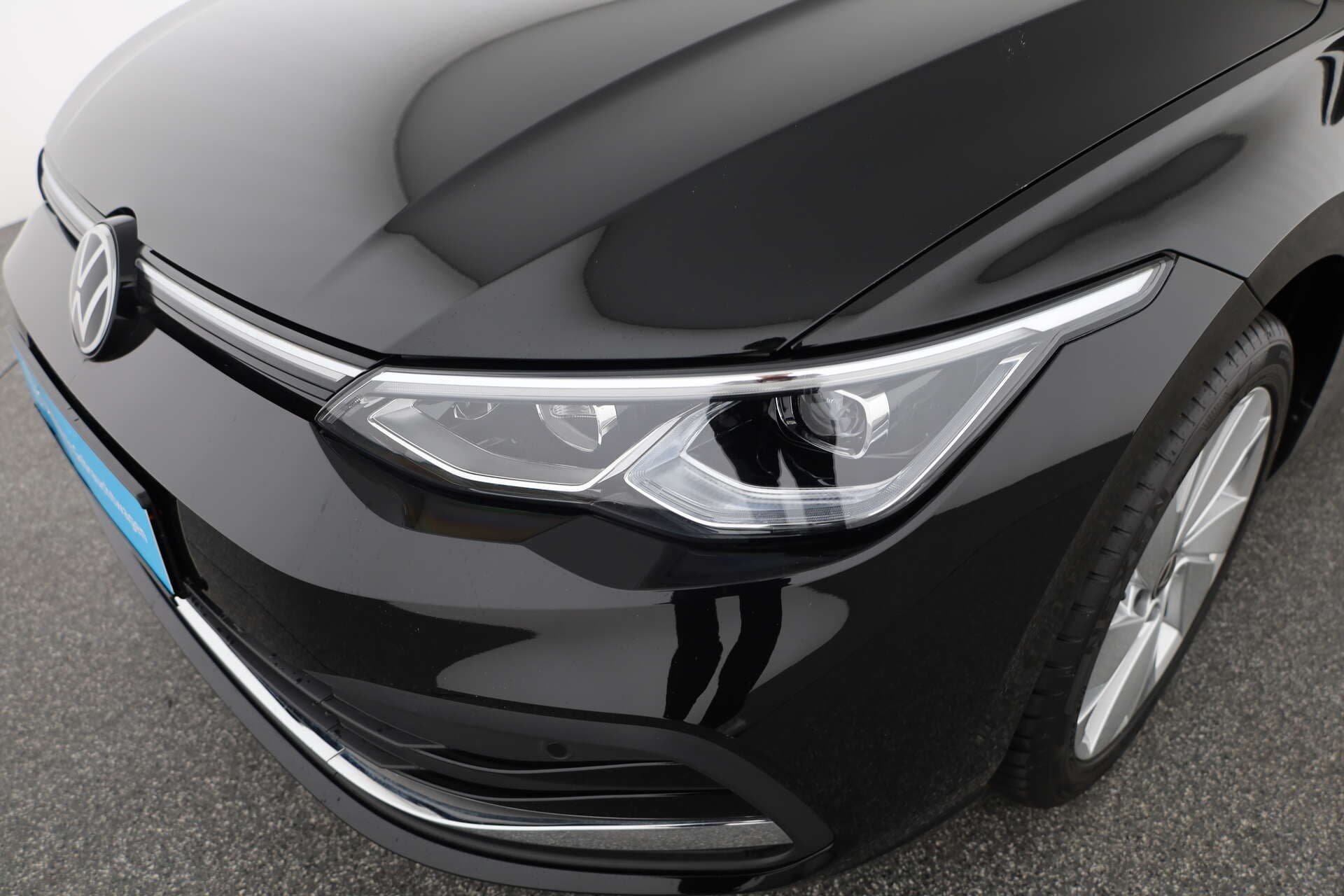 VOLKSWAGEN Golf, photo 7 sur 17