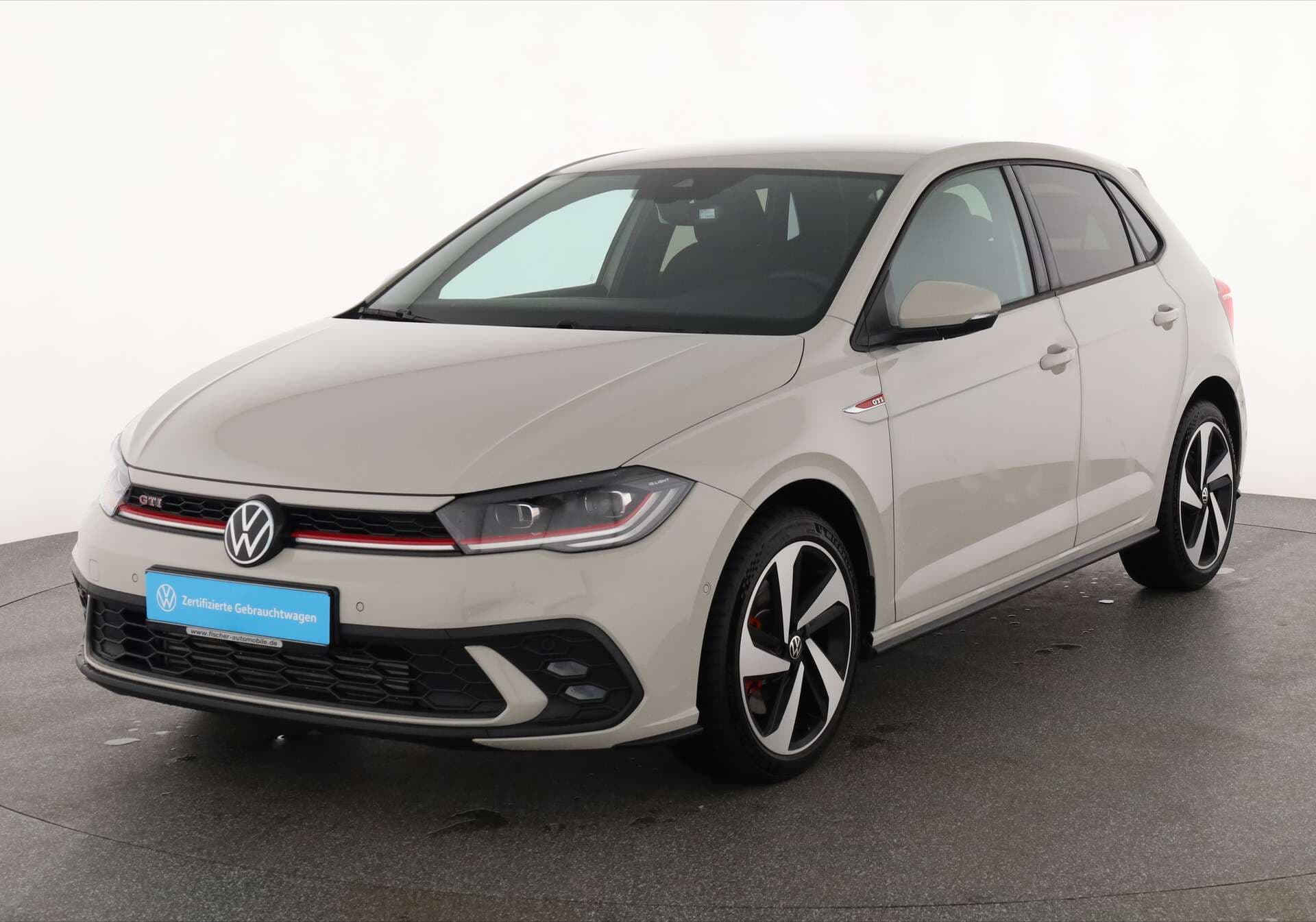 VOLKSWAGEN Polo, photo 1 sur 17