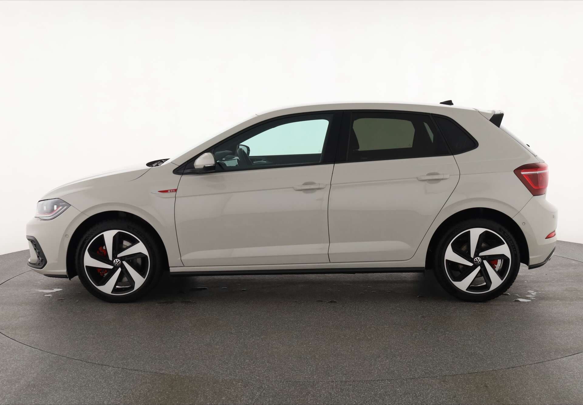VOLKSWAGEN Polo, photo 4 sur 17