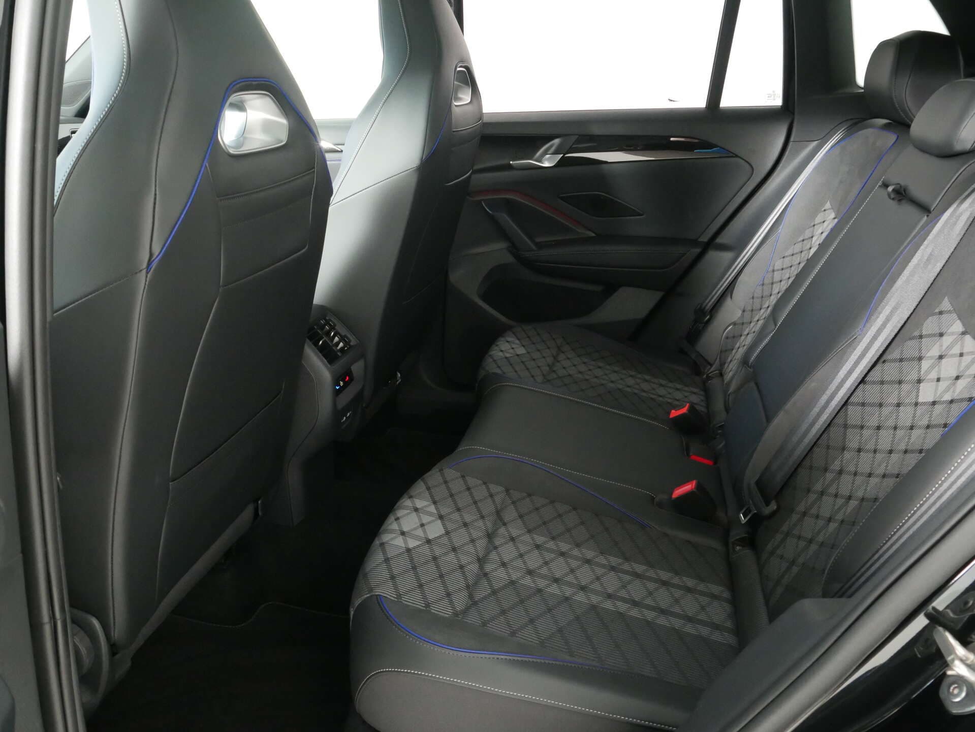VOLKSWAGEN Tiguan, photo 11 sur 17