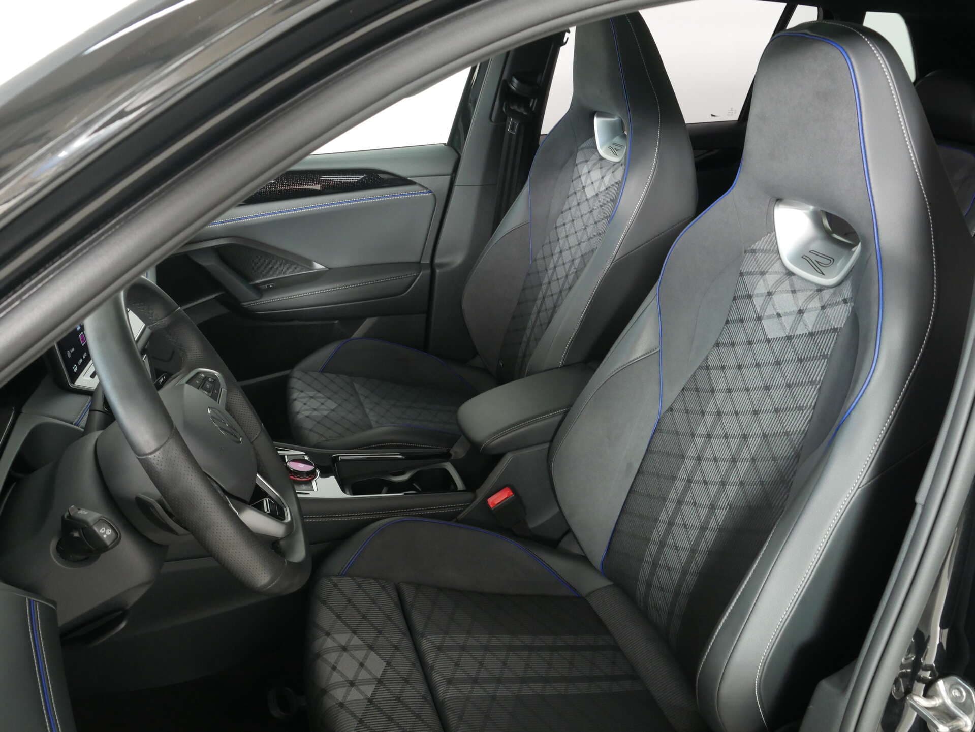 VOLKSWAGEN Tiguan, photo 13 sur 17