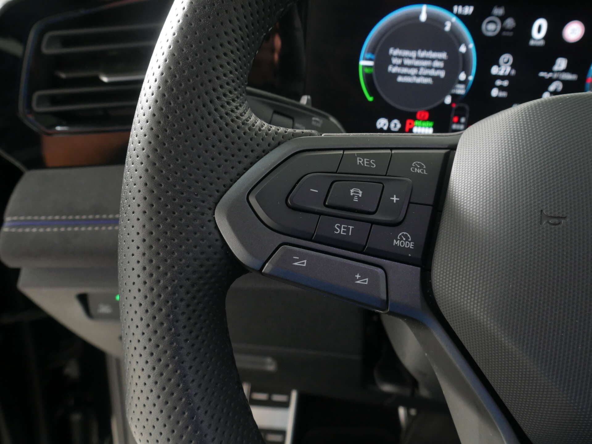 VOLKSWAGEN Tiguan, photo 13 sur 17