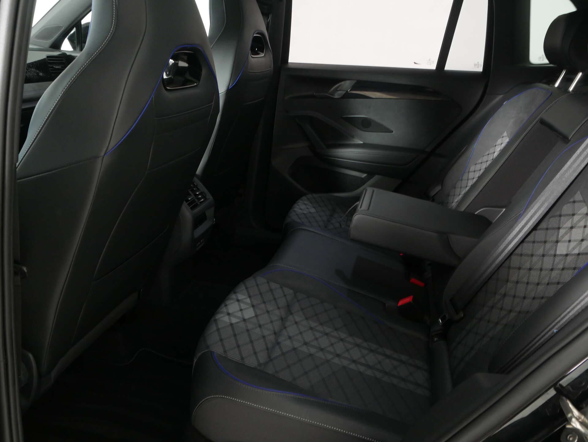 VOLKSWAGEN Tiguan, photo 16 sur 17