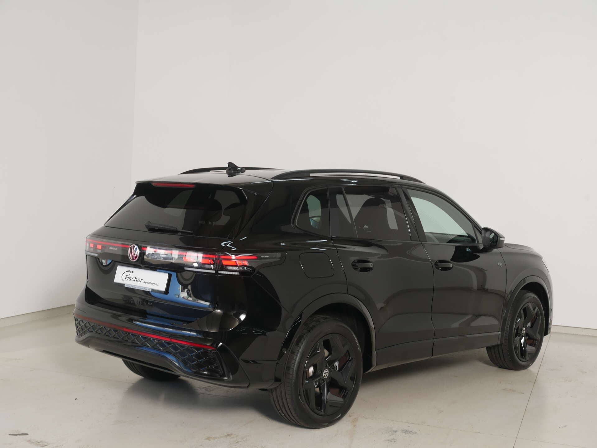 VOLKSWAGEN Tiguan, photo 3 sur 17