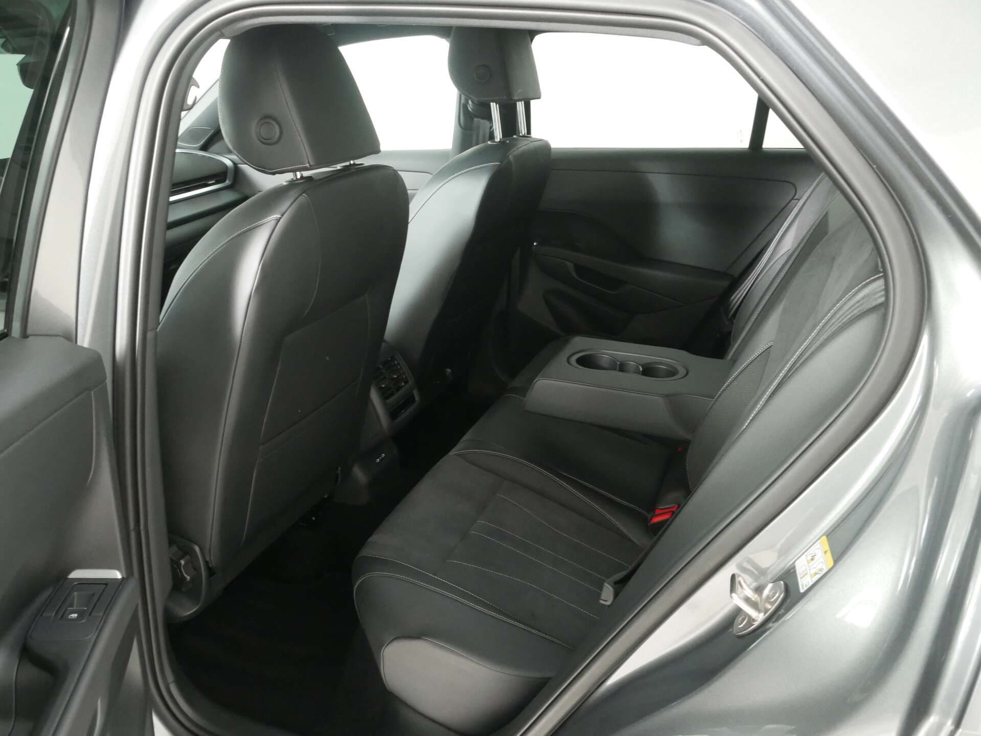 VOLKSWAGEN T-Roc, photo 11 sur 17