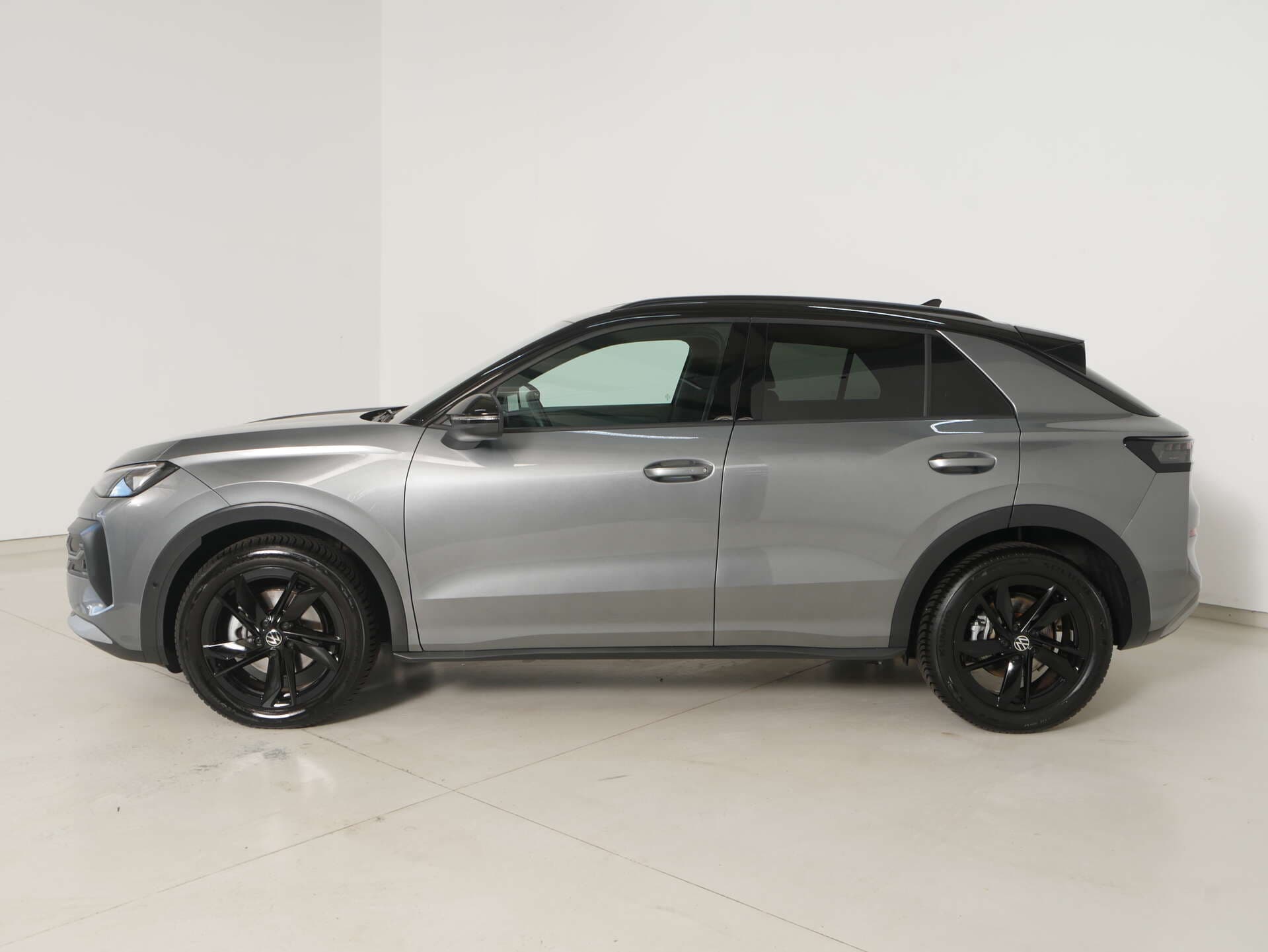 VOLKSWAGEN T-Roc, photo 4 sur 17