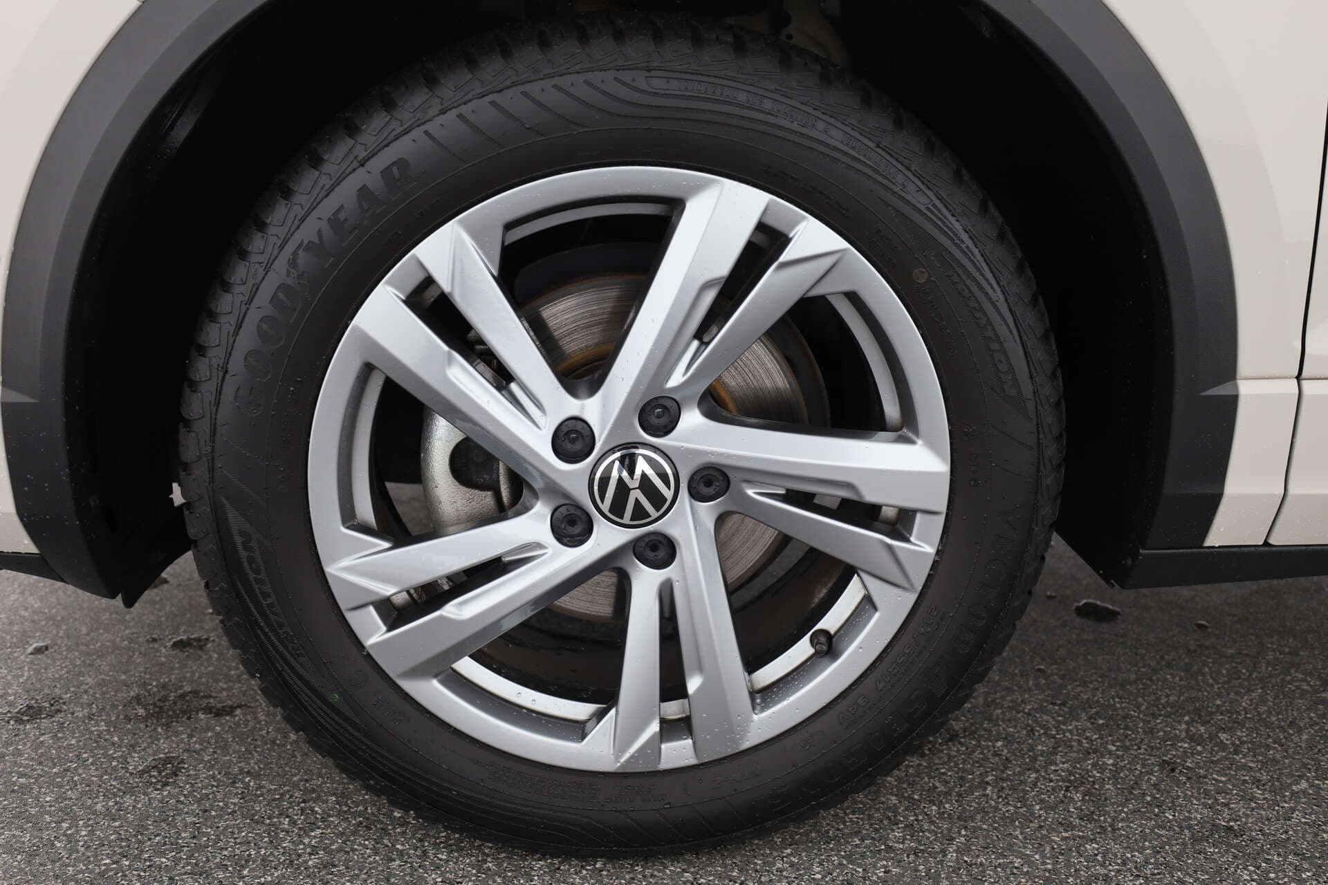 VOLKSWAGEN T-Roc, photo 8 sur 17