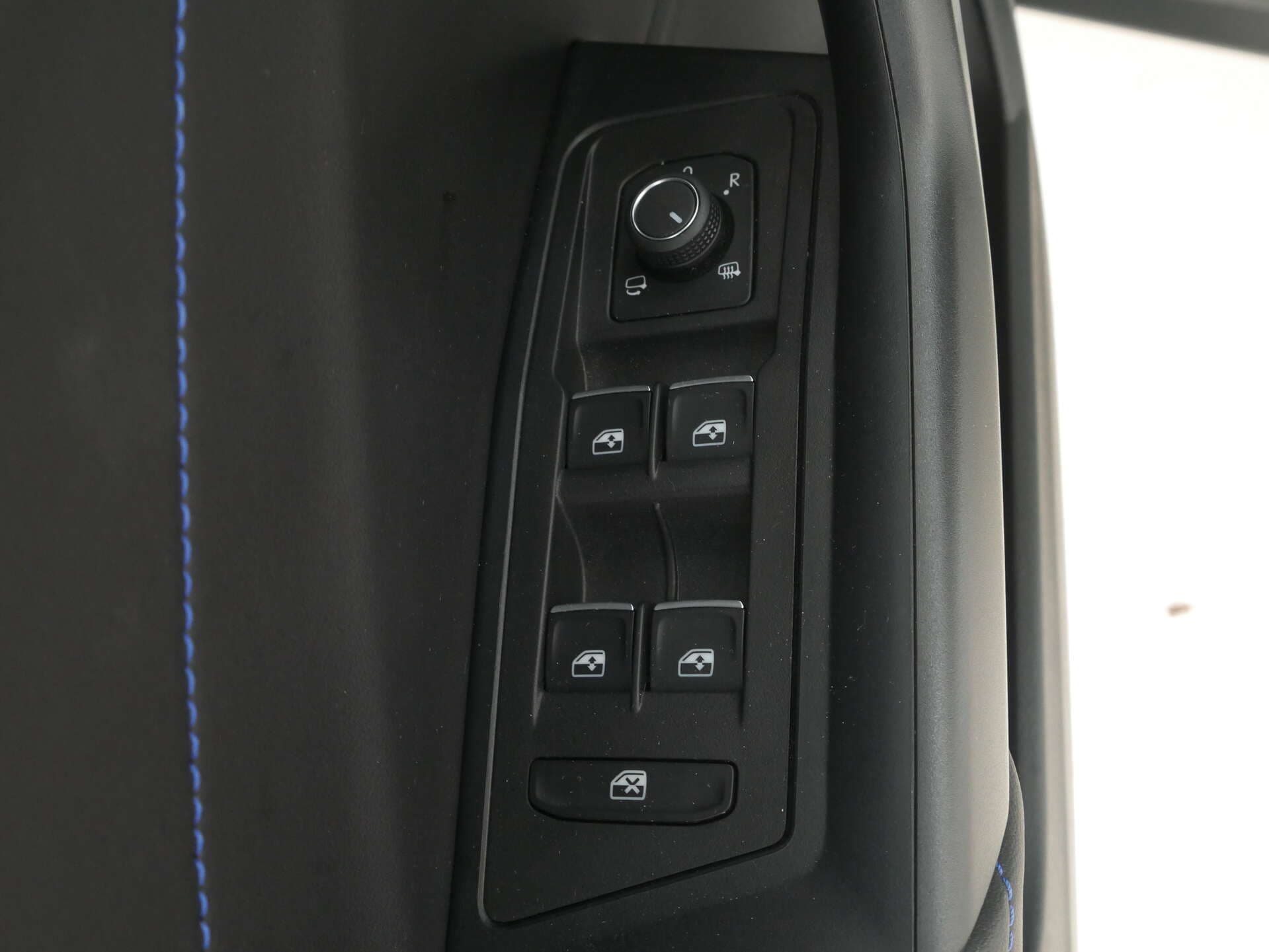 VOLKSWAGEN T-Roc, photo 16 sur 17