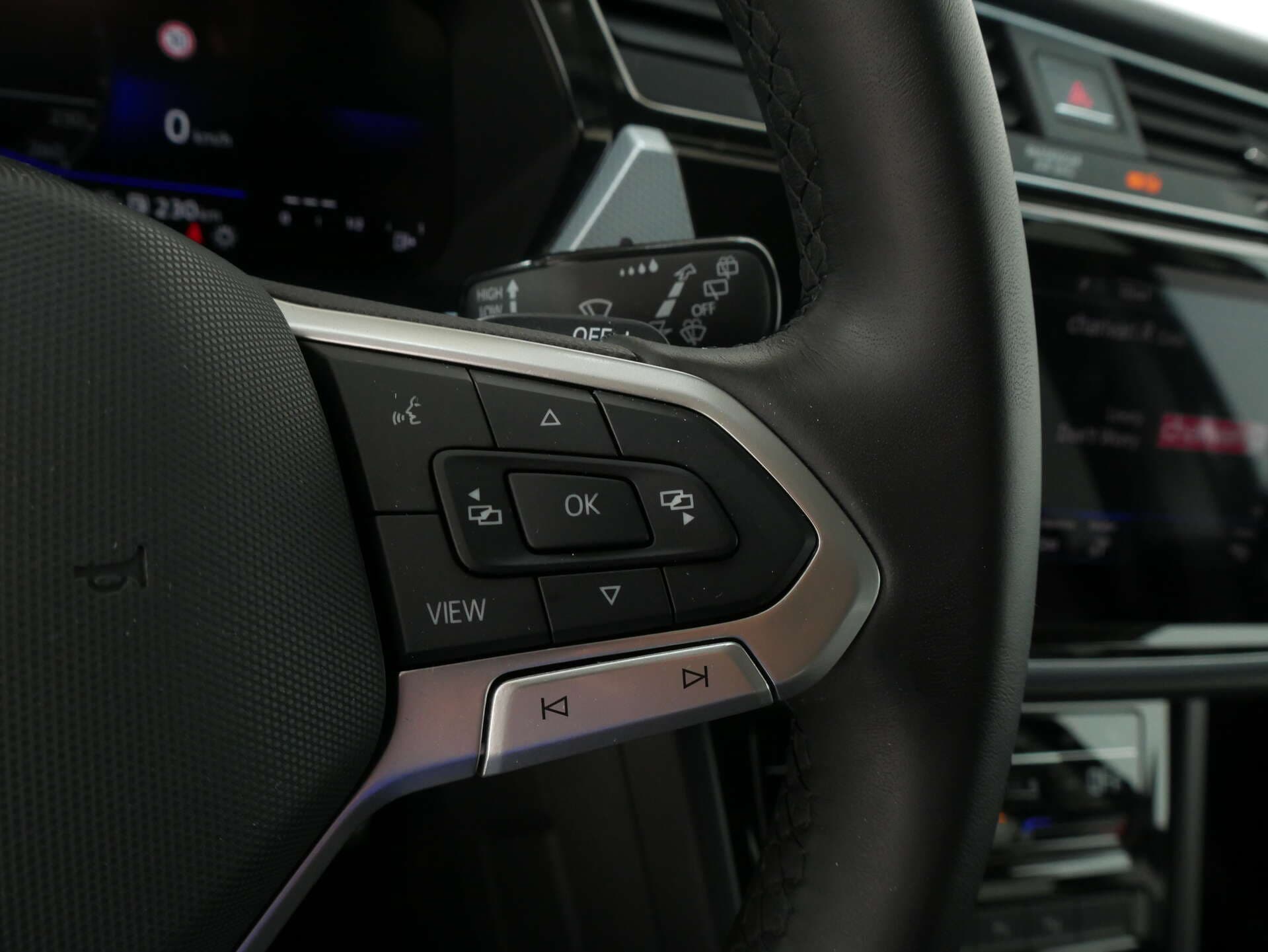 VOLKSWAGEN Touran, photo 10 sur 17