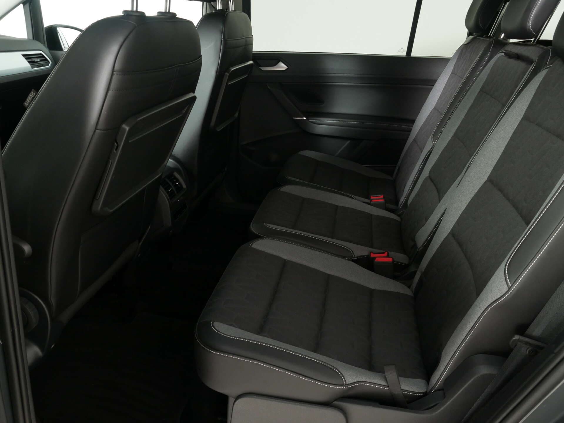 VOLKSWAGEN Touran, photo 11 sur 17