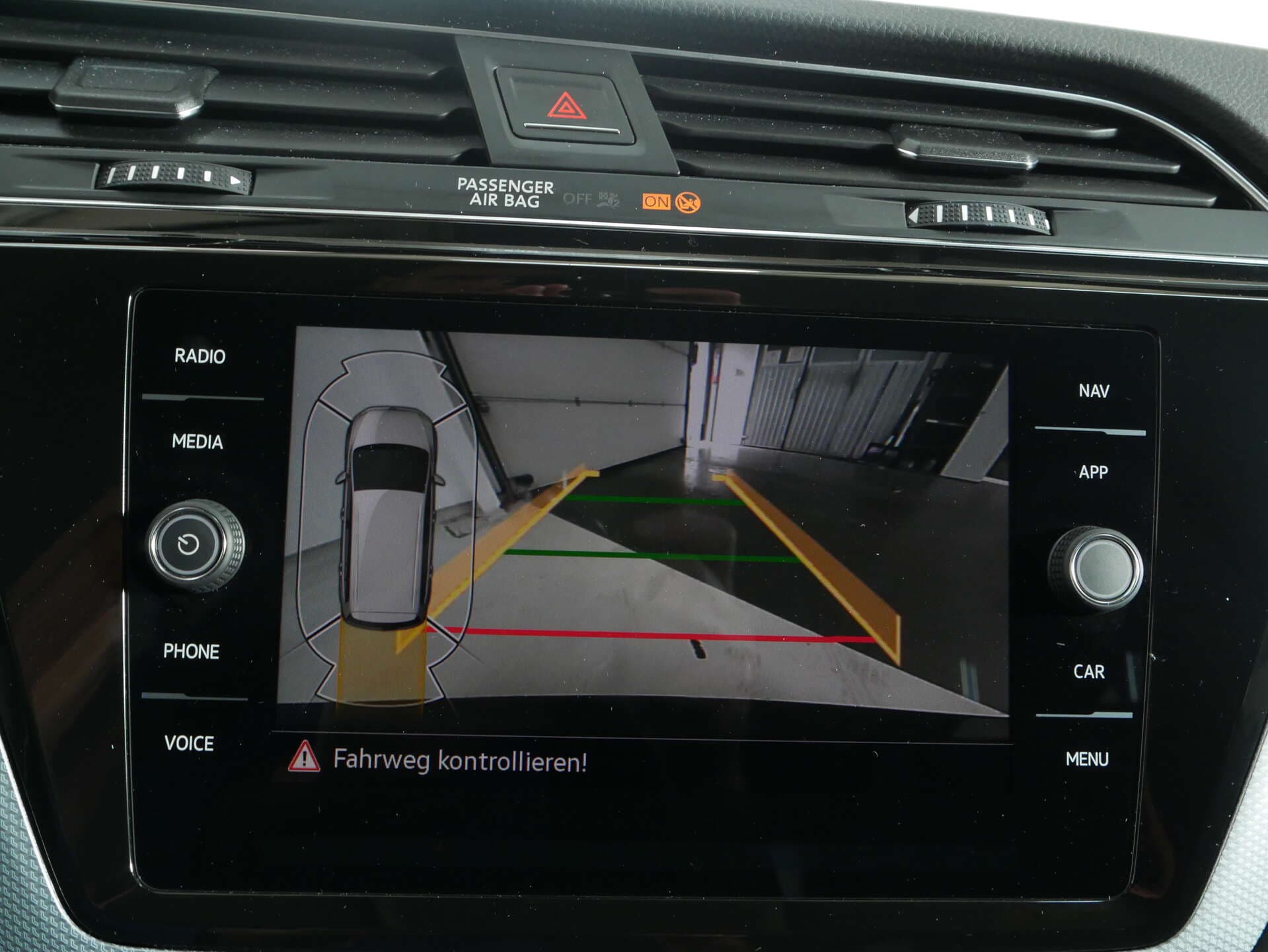 VOLKSWAGEN Touran, photo 17 sur 17