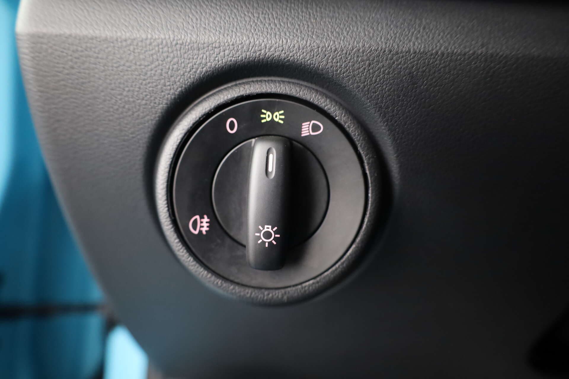 VOLKSWAGEN Up, photo 17 sur 17