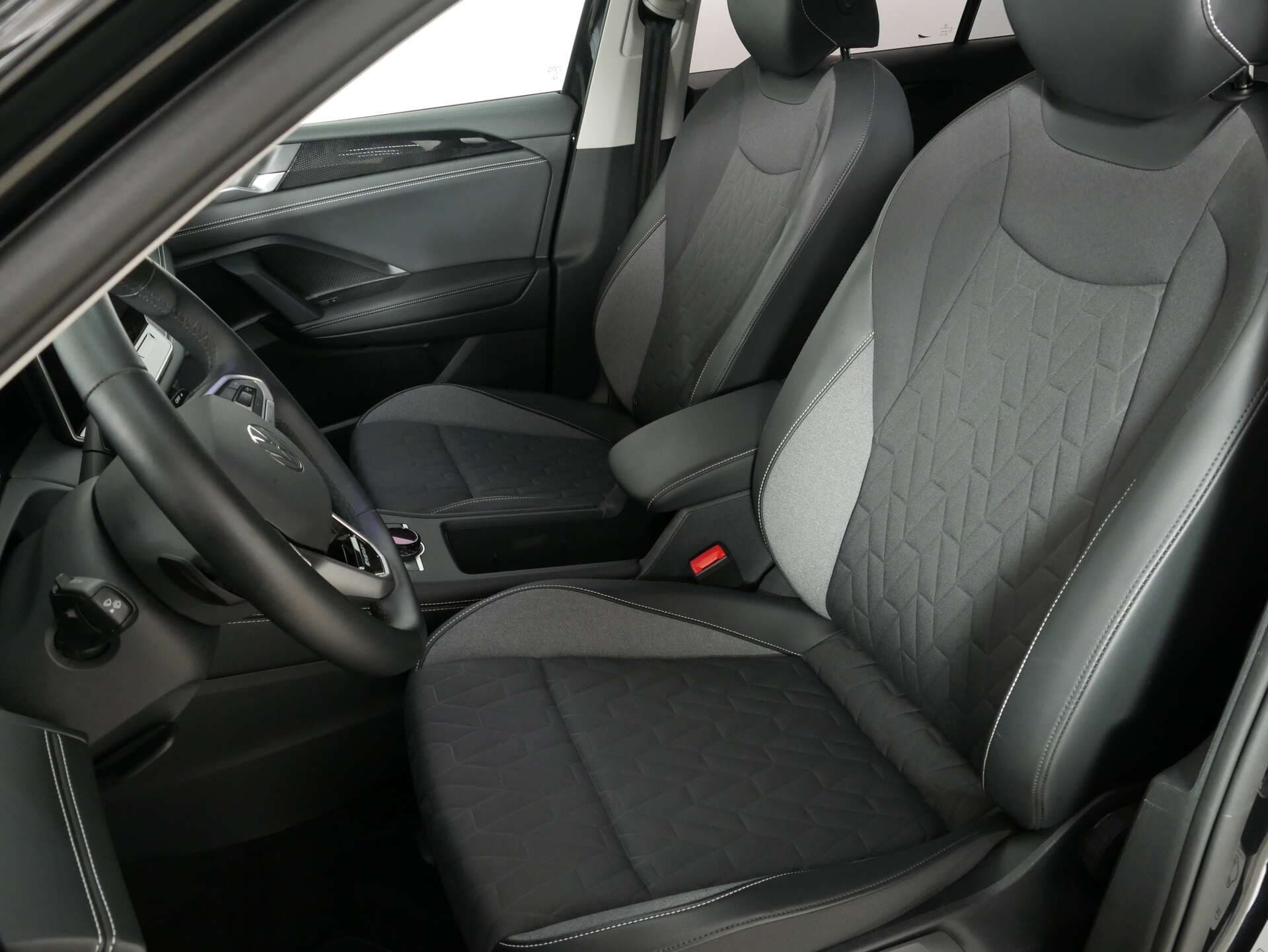 VOLKSWAGEN Tiguan, photo 13 sur 17