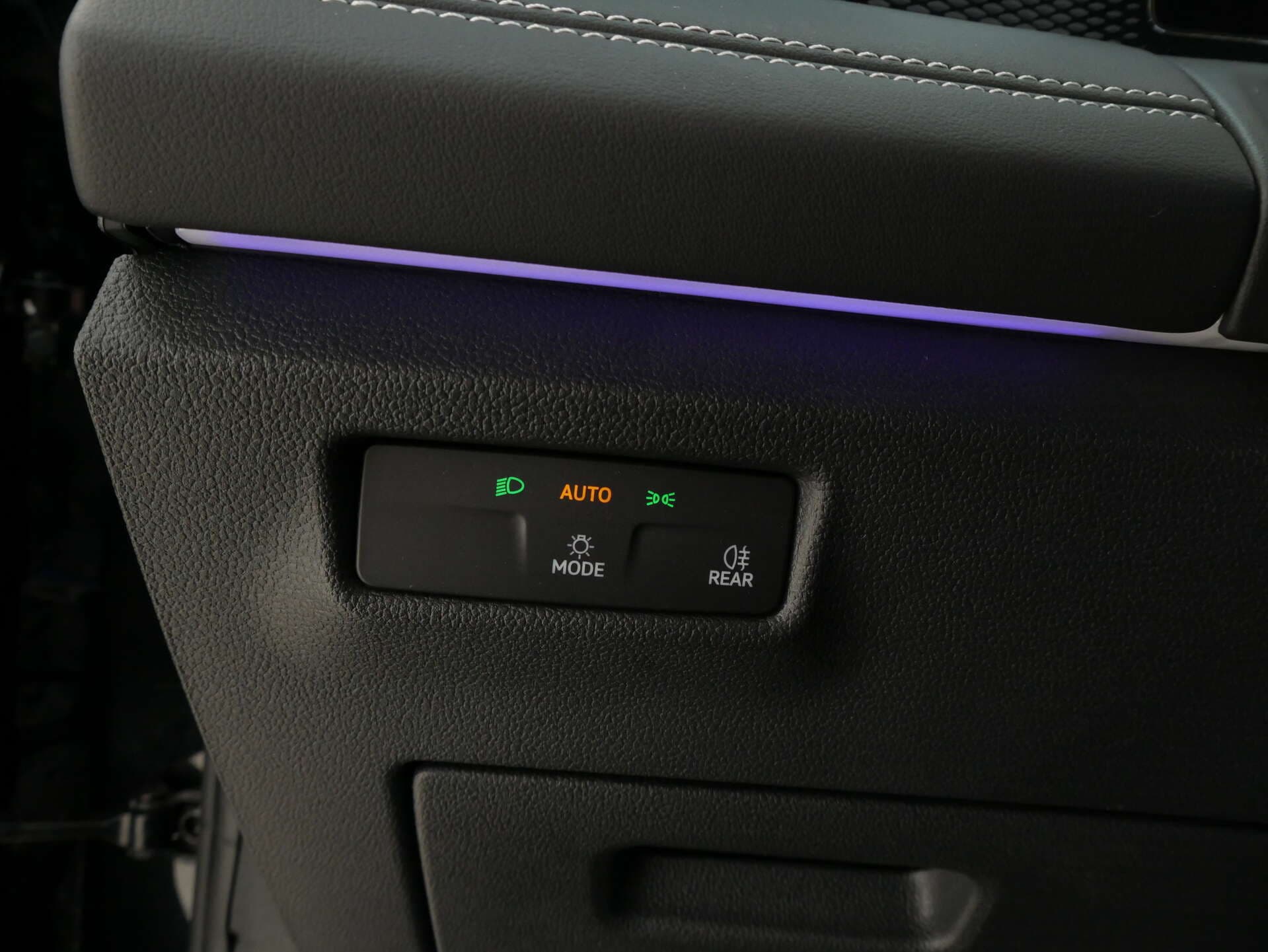VOLKSWAGEN Tiguan, photo 17 sur 17