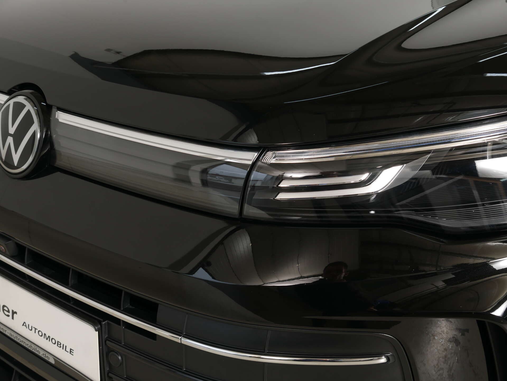 VOLKSWAGEN Tiguan, photo 2 sur 17