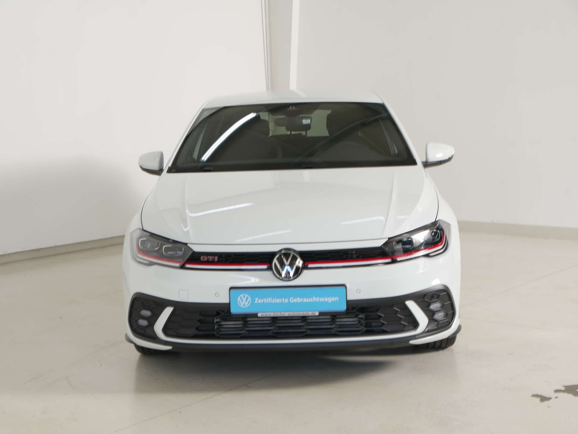 VOLKSWAGEN Polo, photo 2 sur 17