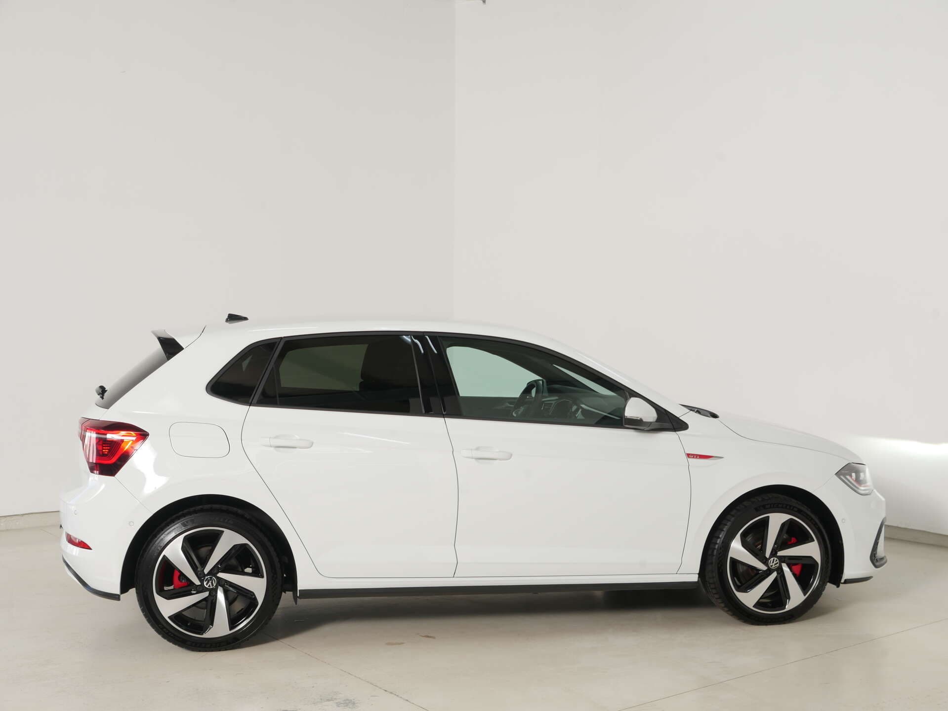 VOLKSWAGEN Polo, photo 8 sur 17