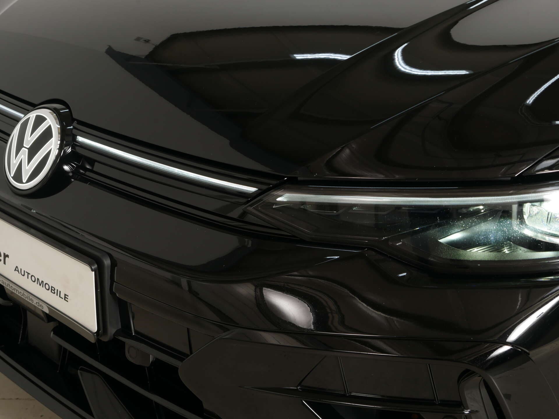 VOLKSWAGEN Golf, photo 2 sur 17
