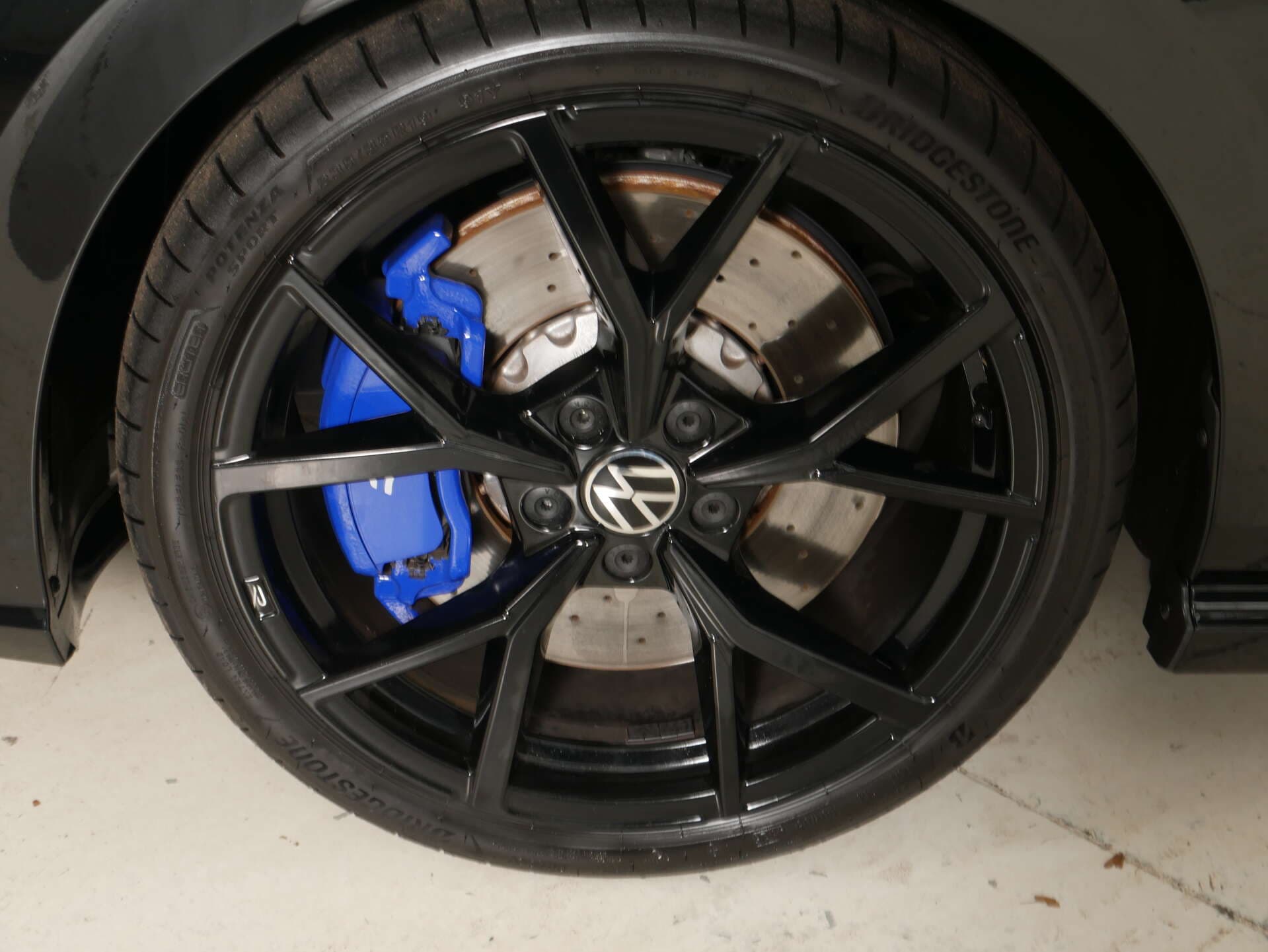 VOLKSWAGEN Golf, photo 3 sur 17