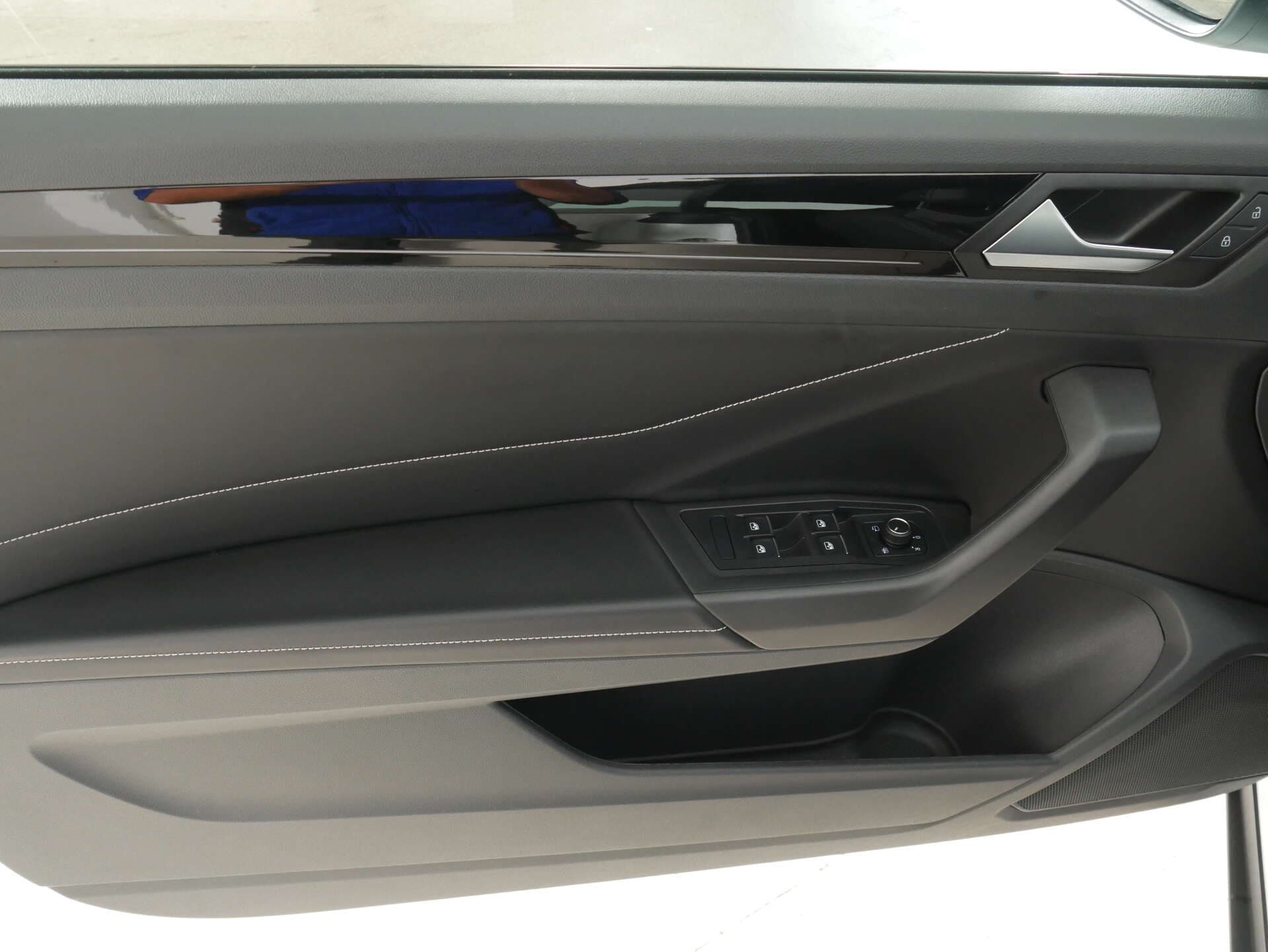VOLKSWAGEN T-Roc Cabriolet, photo 14 sur 17
