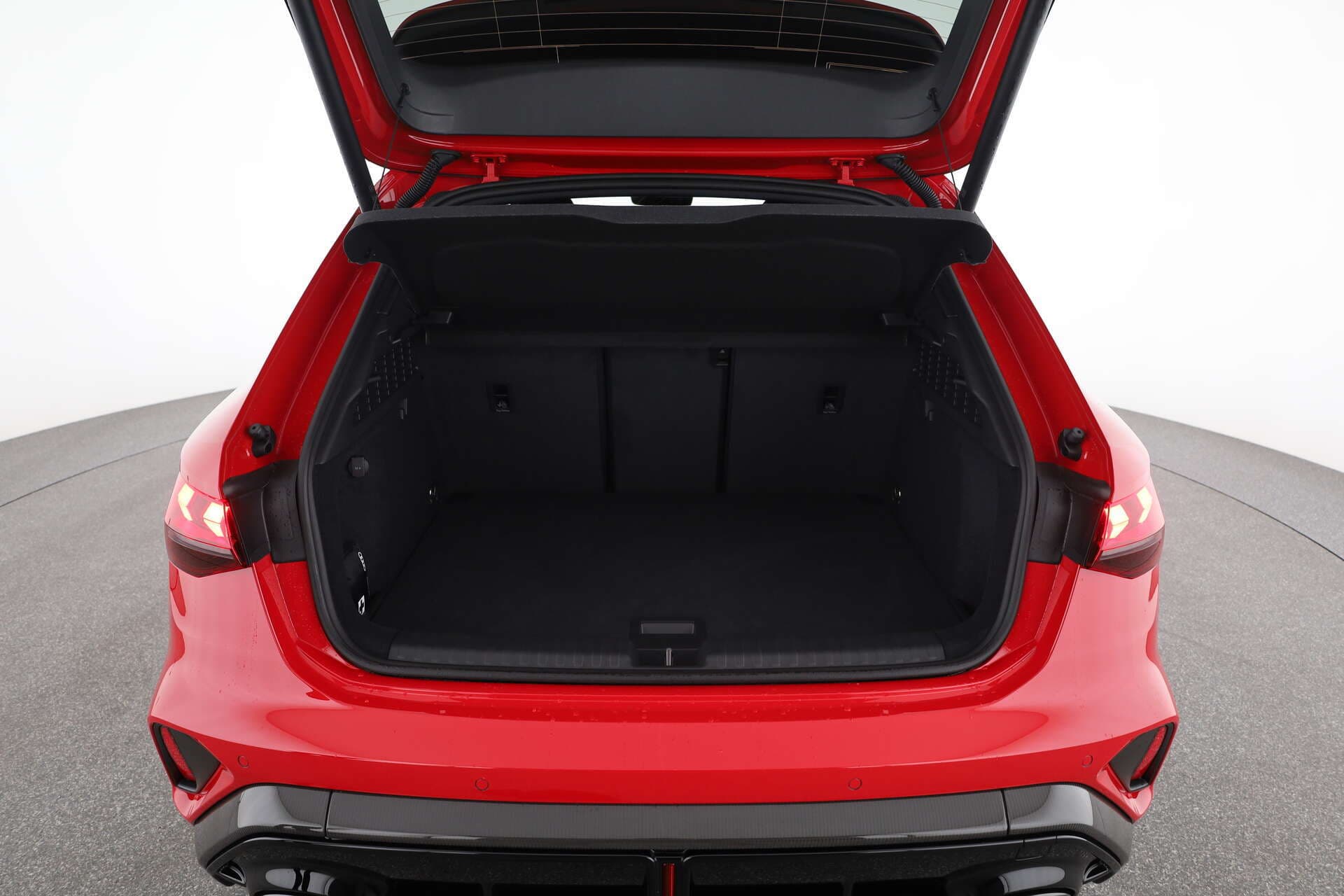 AUDI RS3 Sportback, photo 12 sur 17