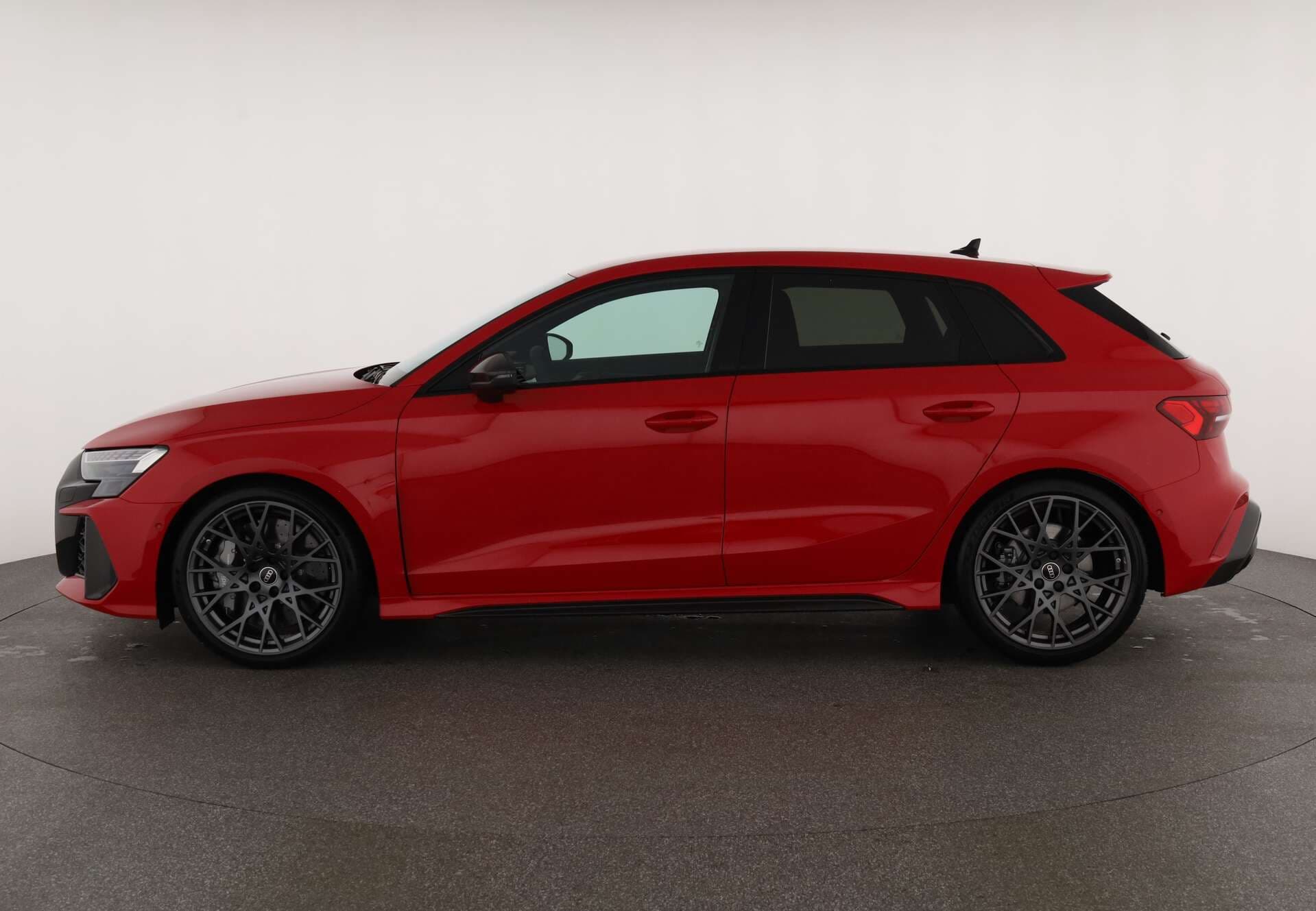 AUDI RS3 Sportback, photo 4 sur 17