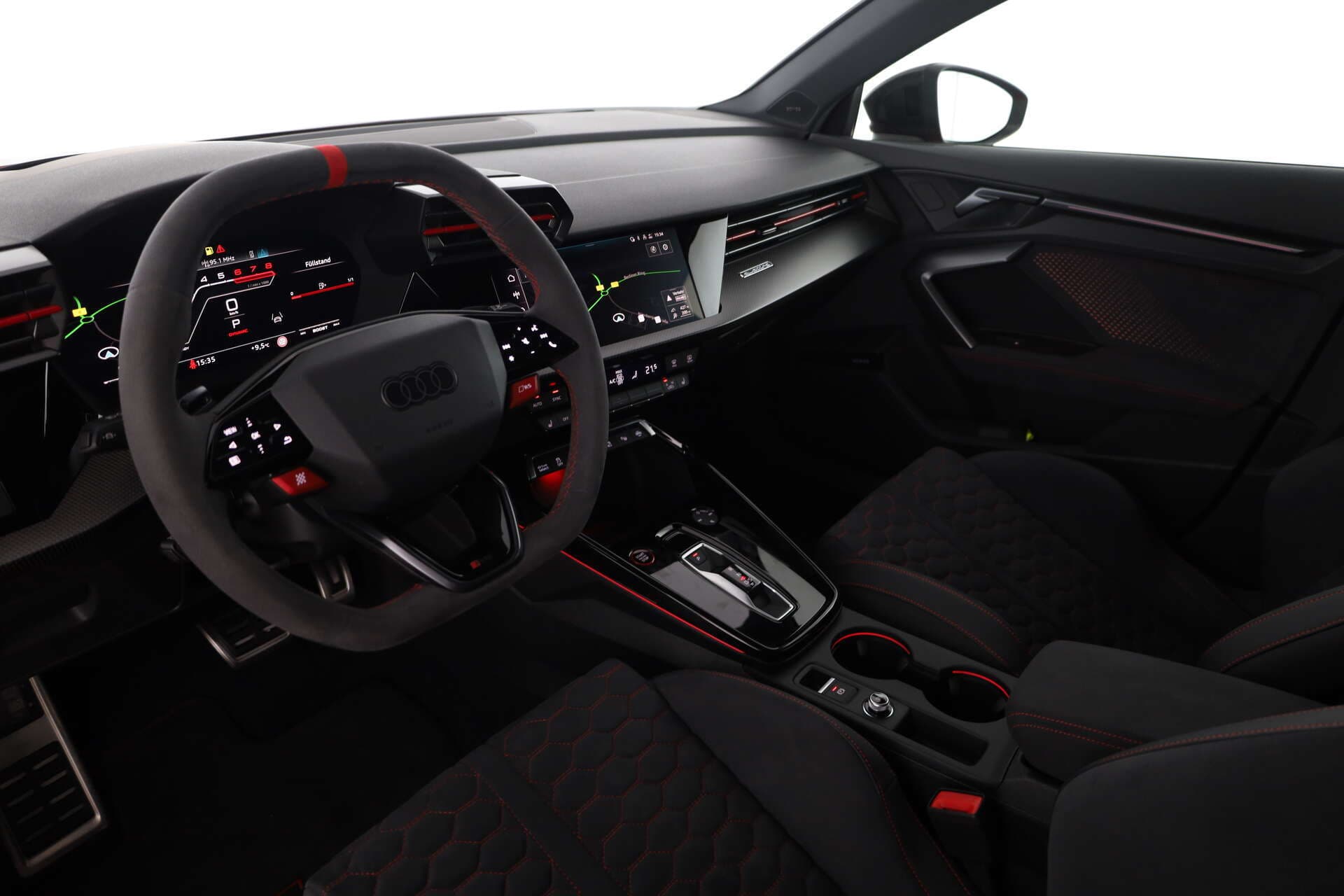 AUDI RS3 Sportback, photo 8 sur 17