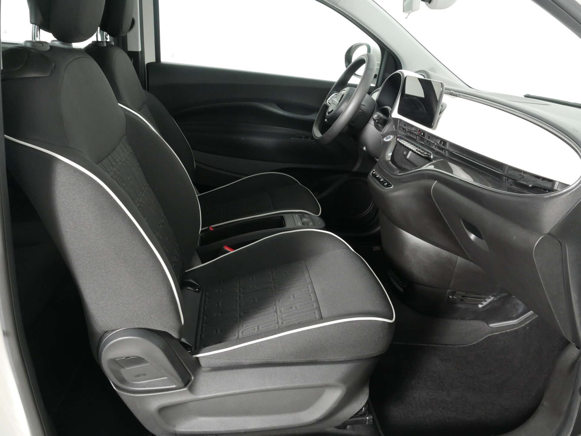 FIAT 500e Cabrio, photo 16 sur 17