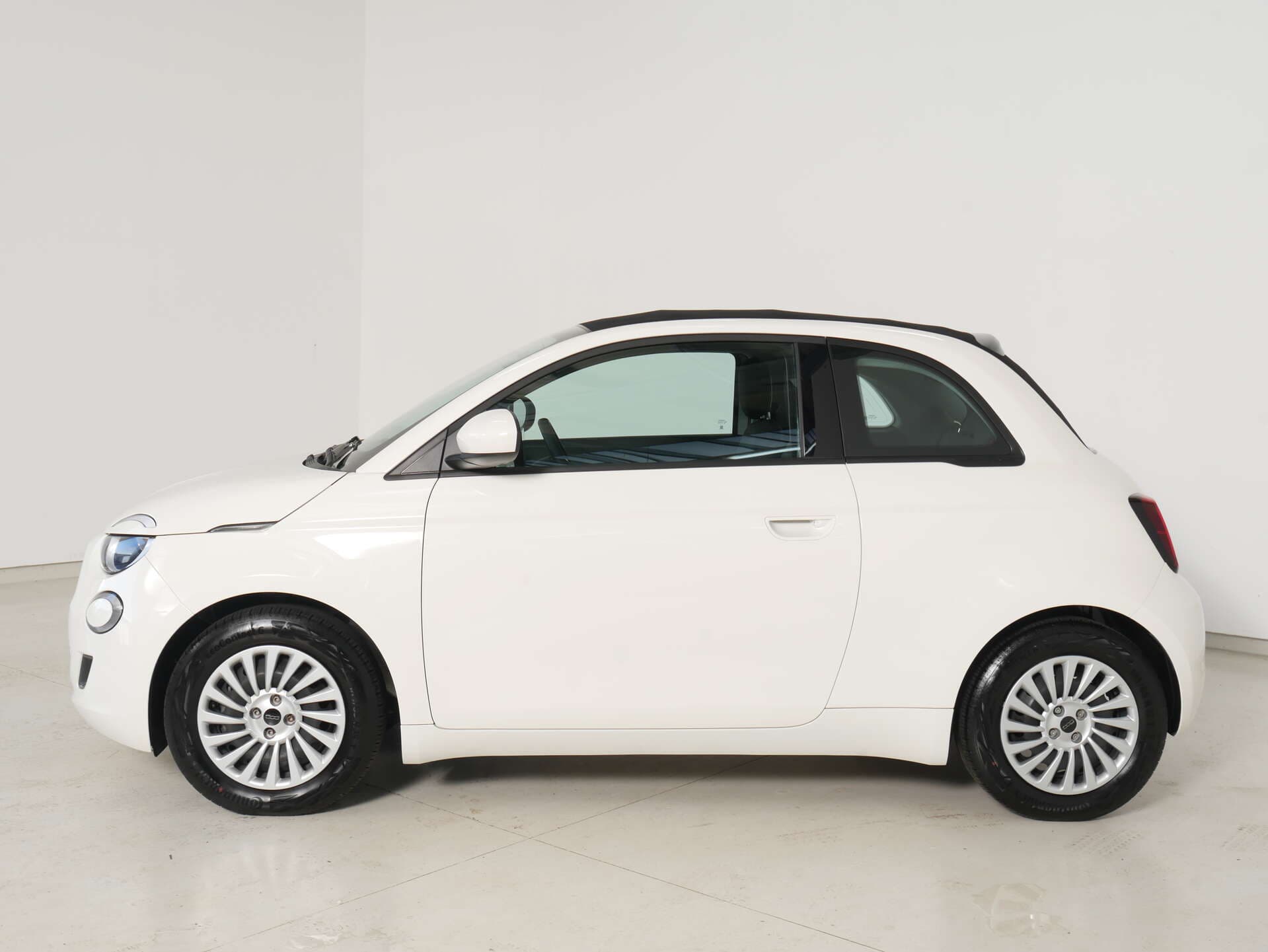 FIAT 500e Cabrio, photo 6 sur 17