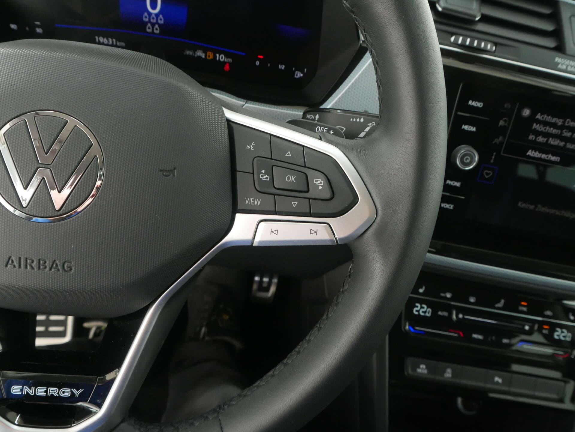 VOLKSWAGEN Touran, photo 10 sur 17