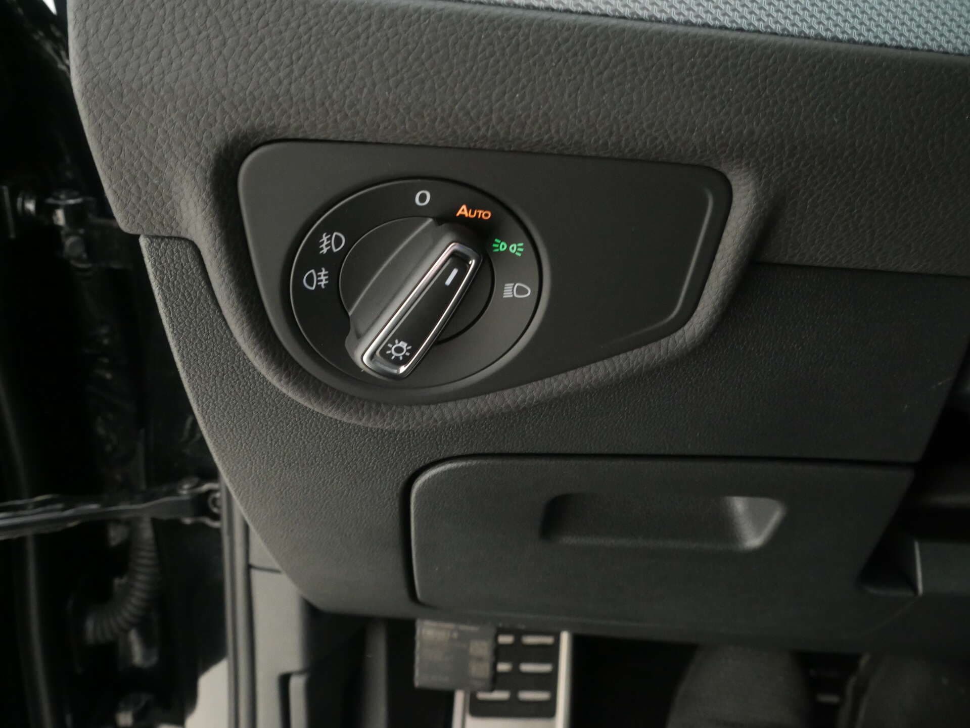 VOLKSWAGEN Touran, photo 16 sur 17