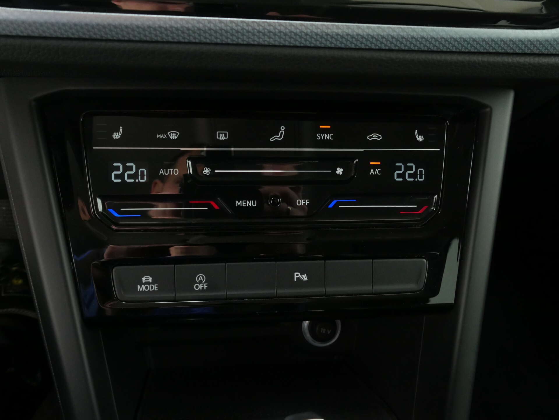 VOLKSWAGEN Touran, photo 17 sur 17