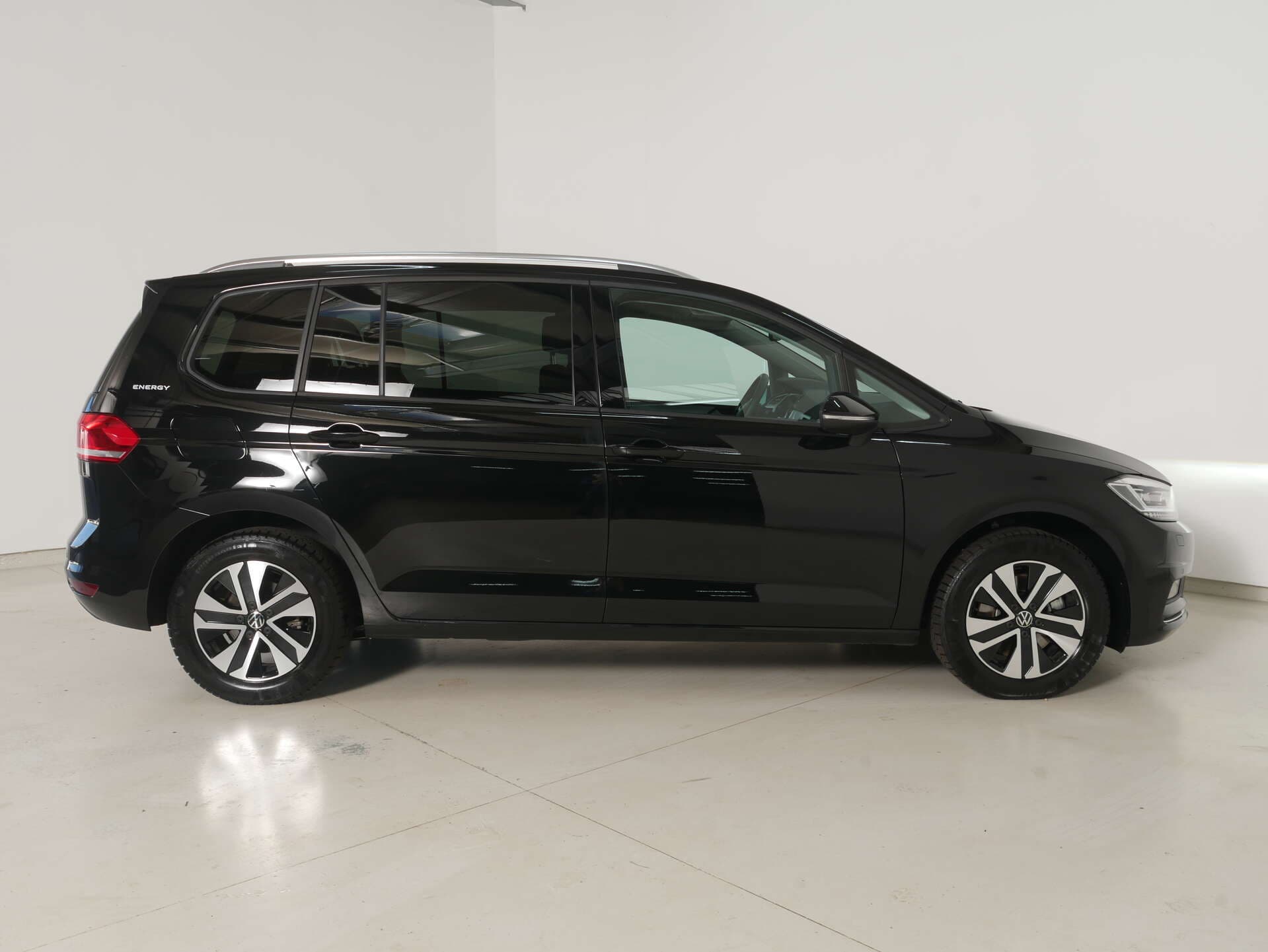 VOLKSWAGEN Touran, photo 6 sur 17