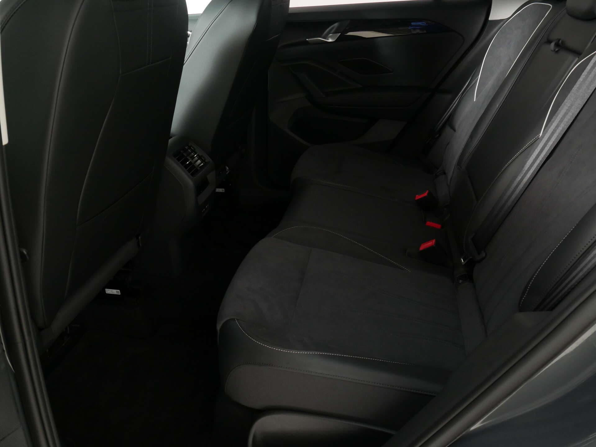 VOLKSWAGEN Tiguan, photo 11 sur 17