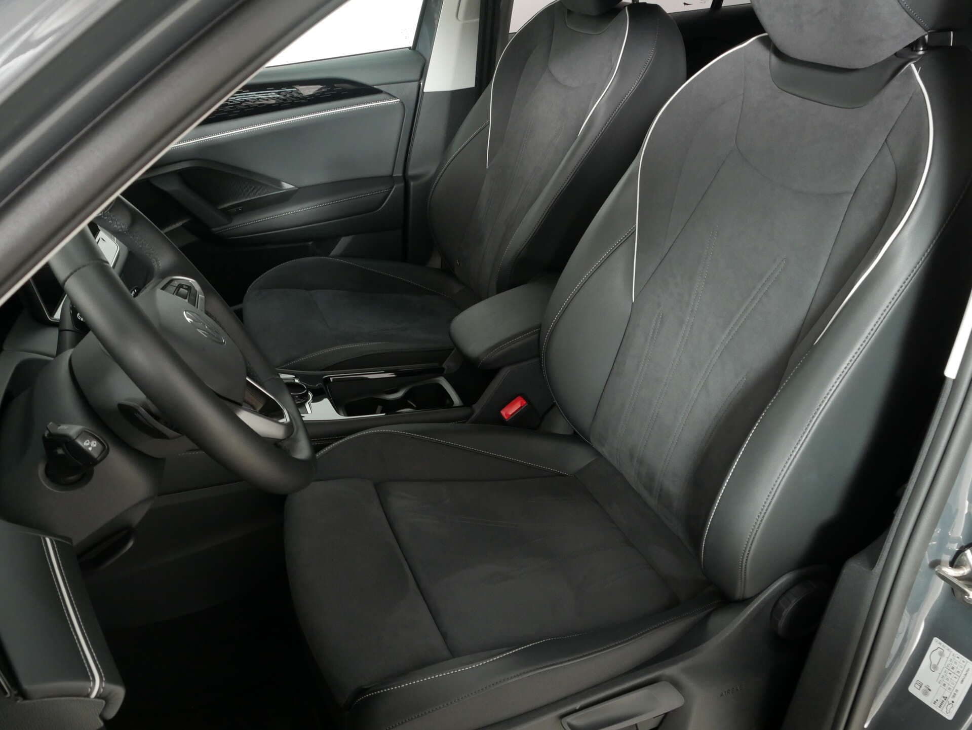 VOLKSWAGEN Tiguan, photo 13 sur 17