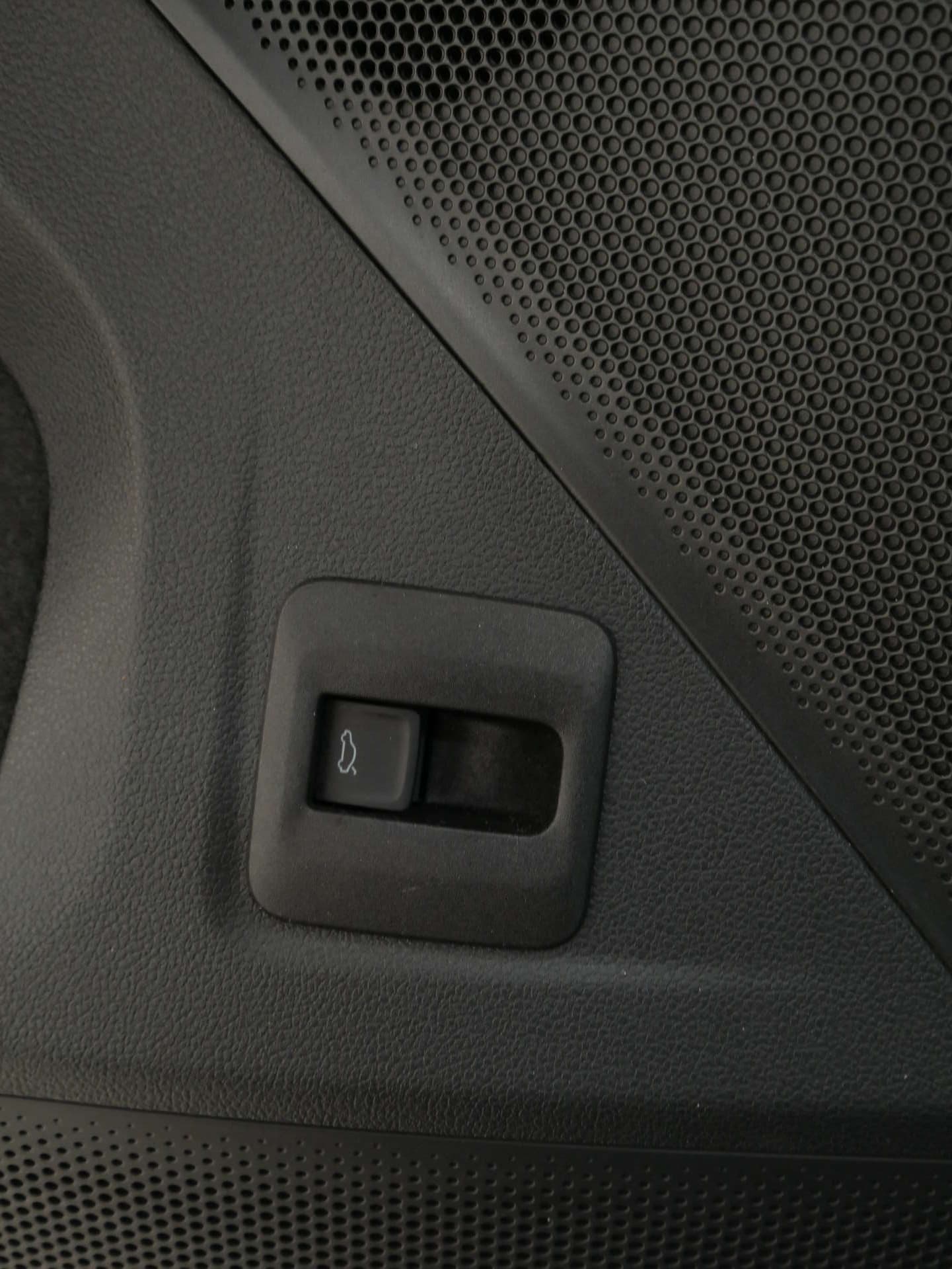 VOLKSWAGEN Tiguan, photo 16 sur 17