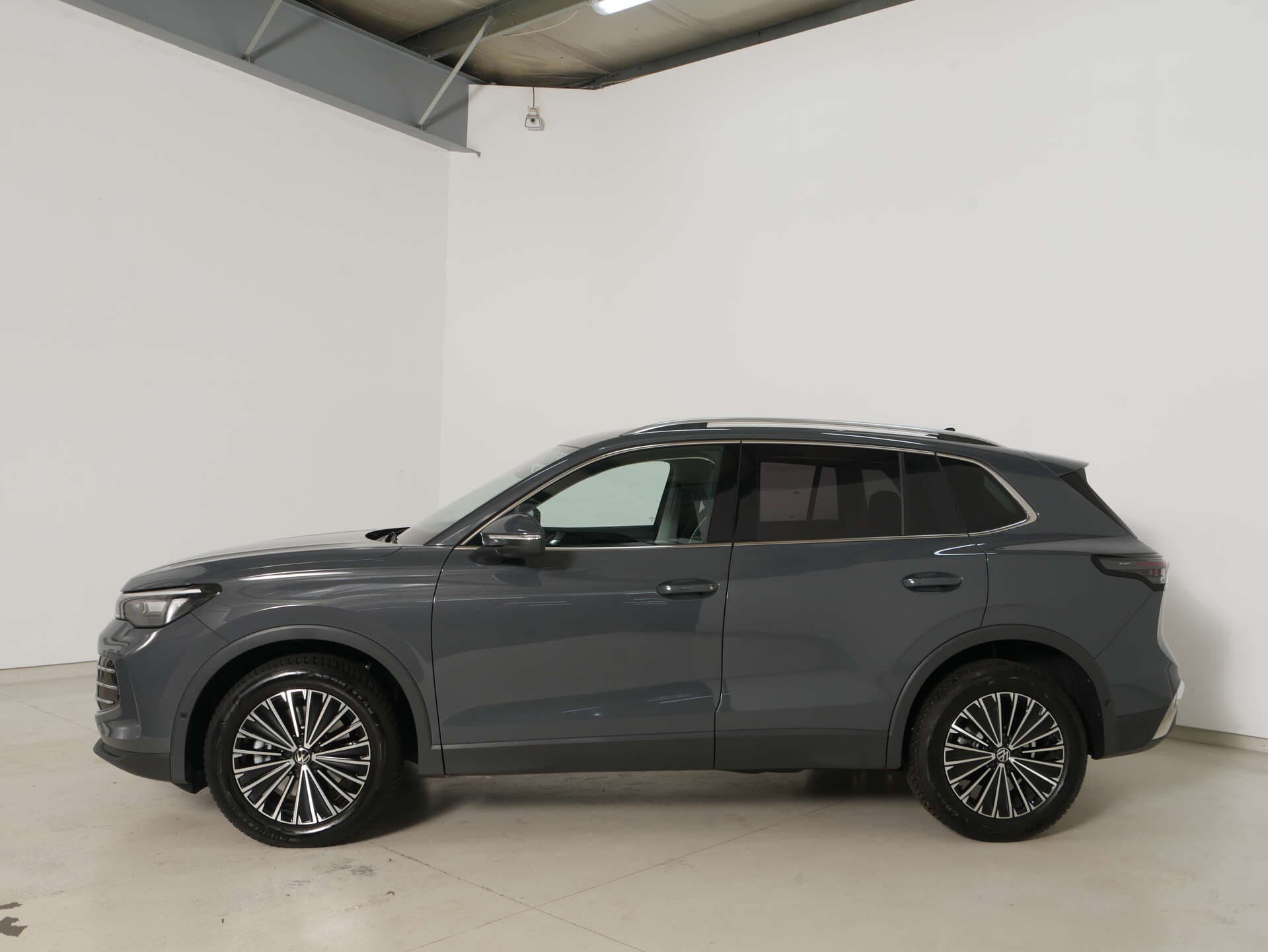VOLKSWAGEN Tiguan, photo 4 sur 17