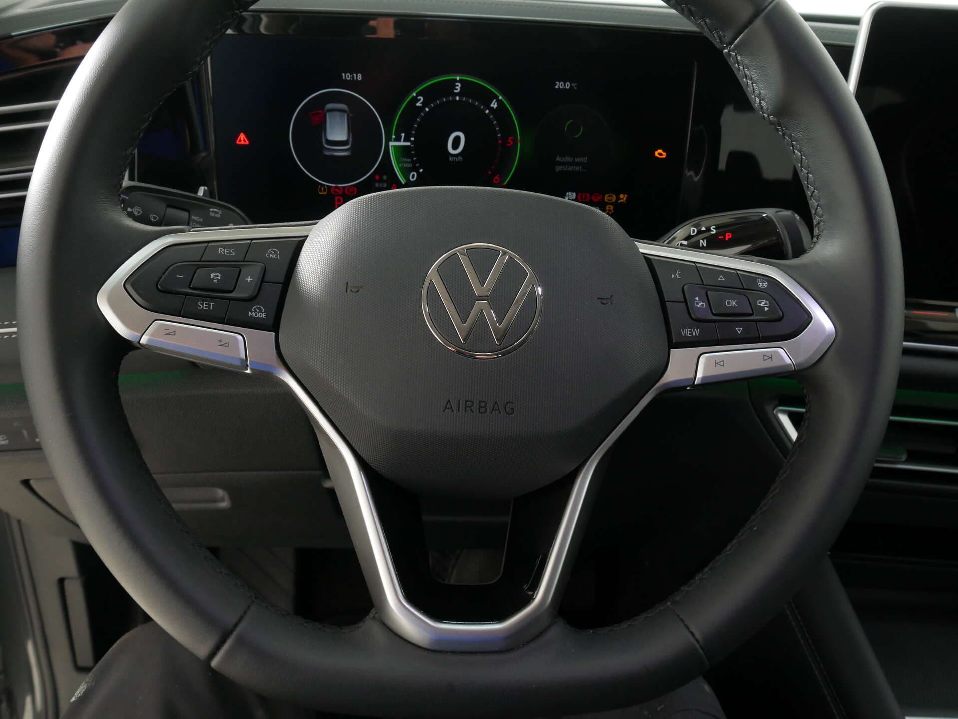 VOLKSWAGEN Tiguan, photo 8 sur 17