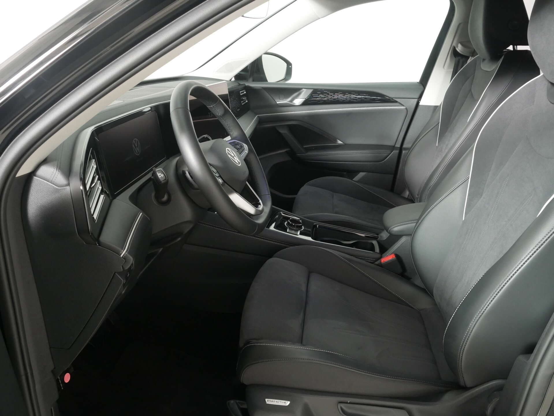 VOLKSWAGEN Tiguan, photo 15 sur 17