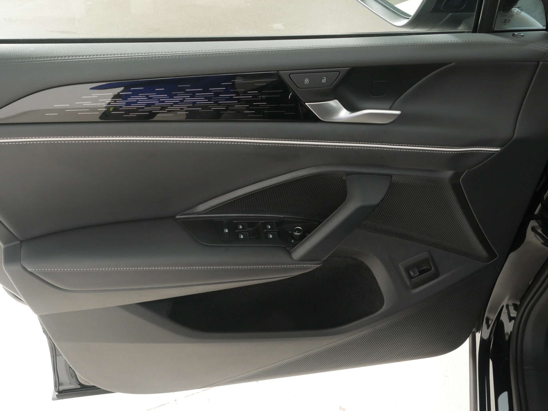 VOLKSWAGEN Tiguan, photo 17 sur 17