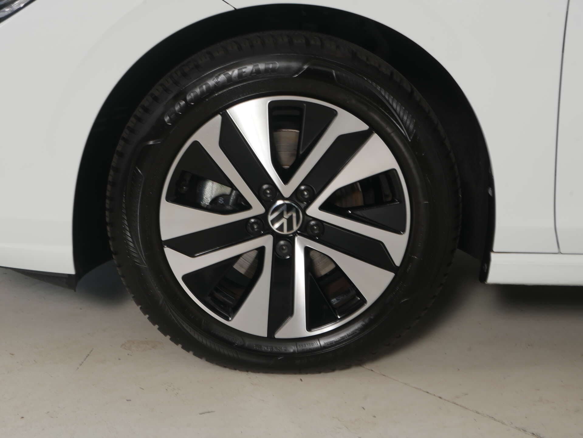 VOLKSWAGEN Golf Variant, photo 3 sur 17