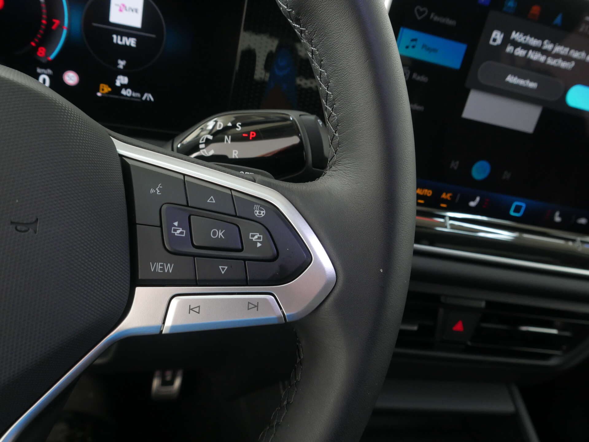 VOLKSWAGEN Tiguan, photo 10 sur 17