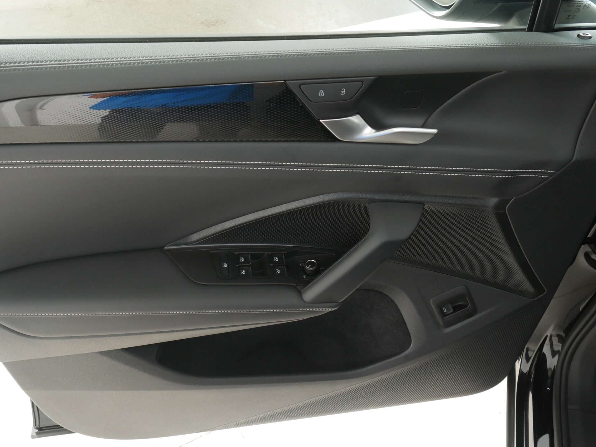 VOLKSWAGEN Tiguan, photo 14 sur 17