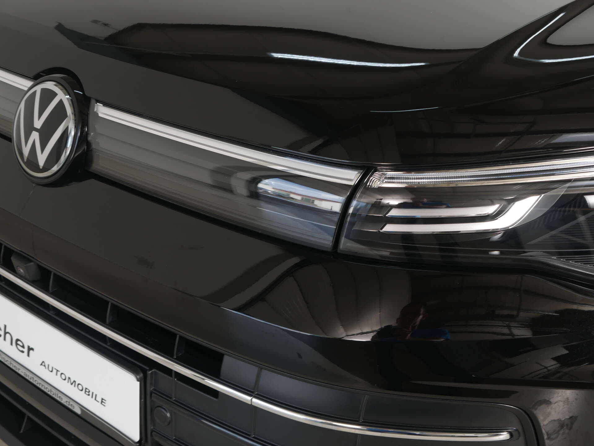 VOLKSWAGEN Tiguan, photo 2 sur 17