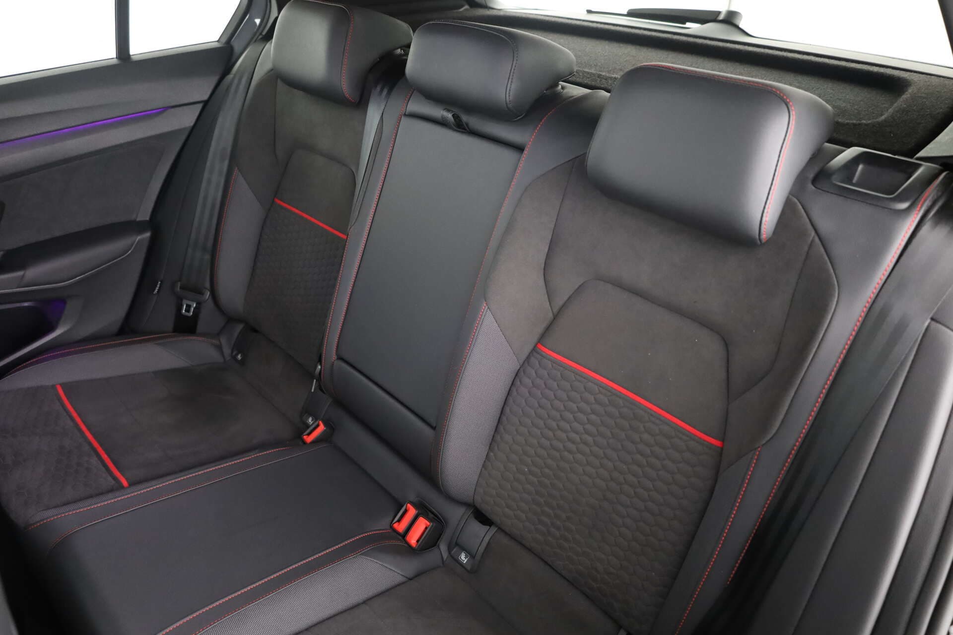 VOLKSWAGEN Golf, photo 12 sur 17