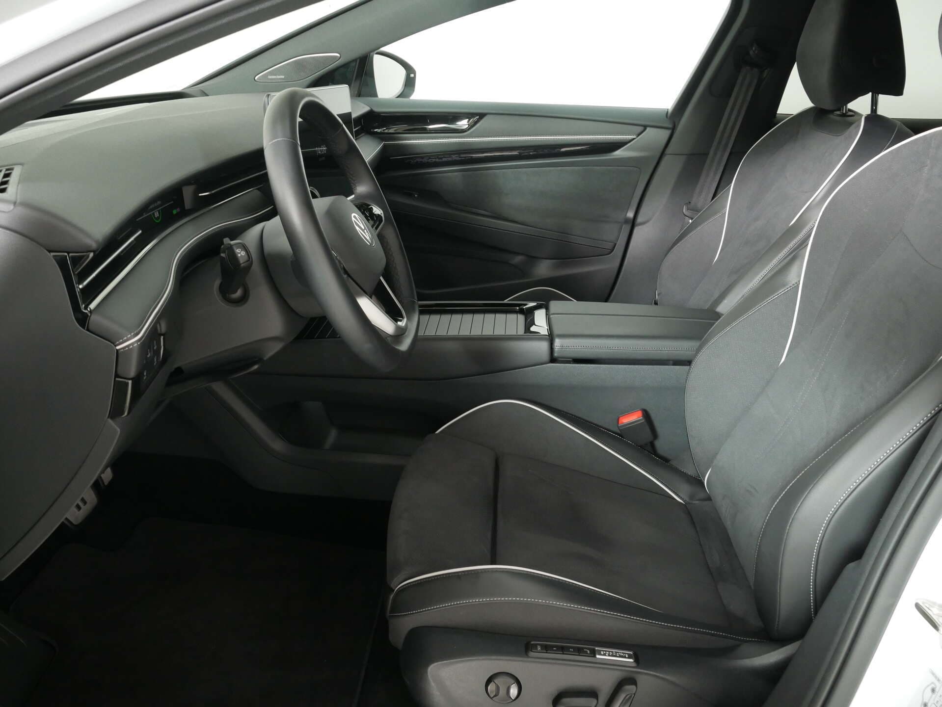 VOLKSWAGEN ID.7 Tourer, photo 15 sur 17