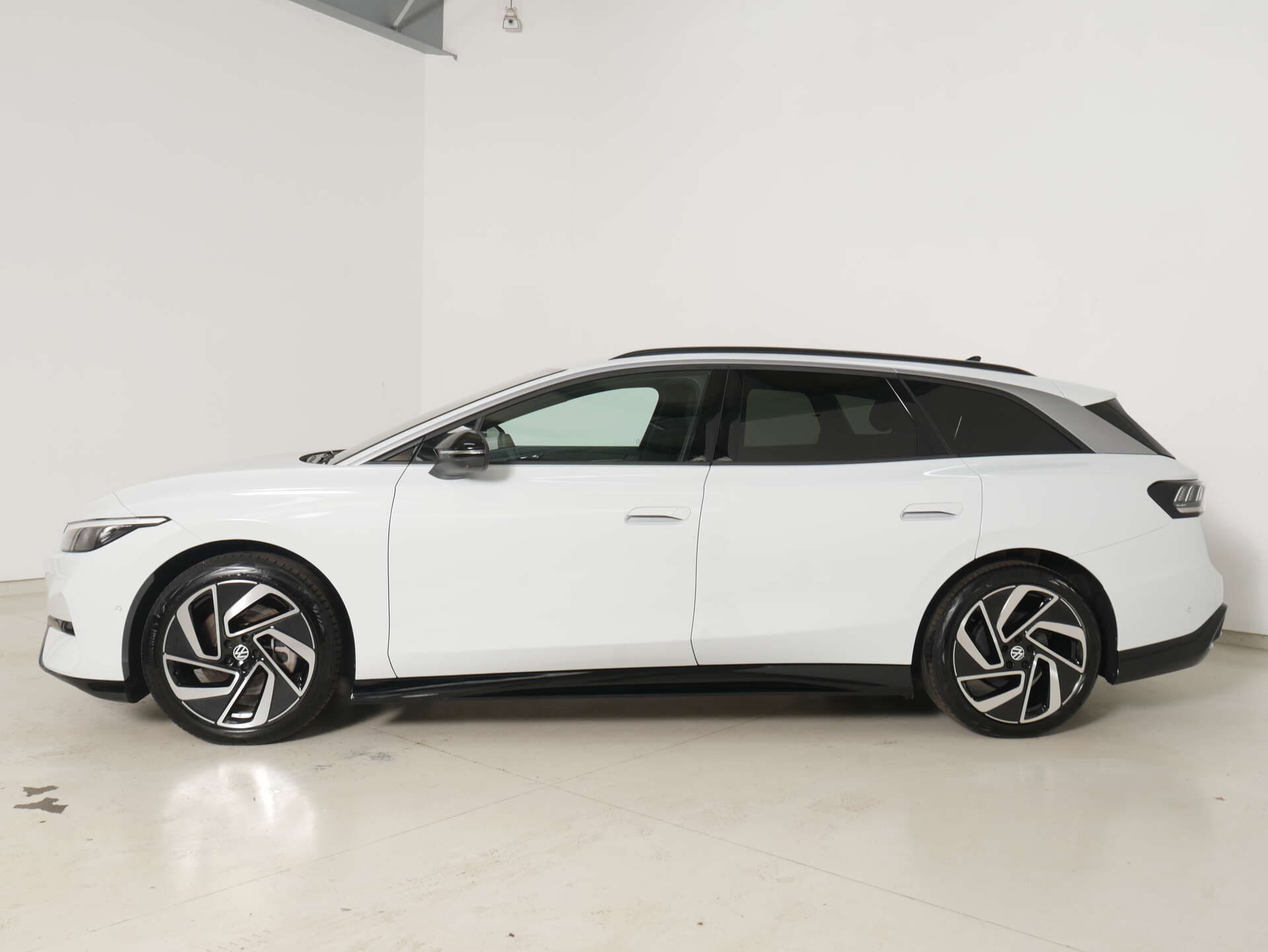 VOLKSWAGEN ID.7 Tourer, photo 6 sur 17